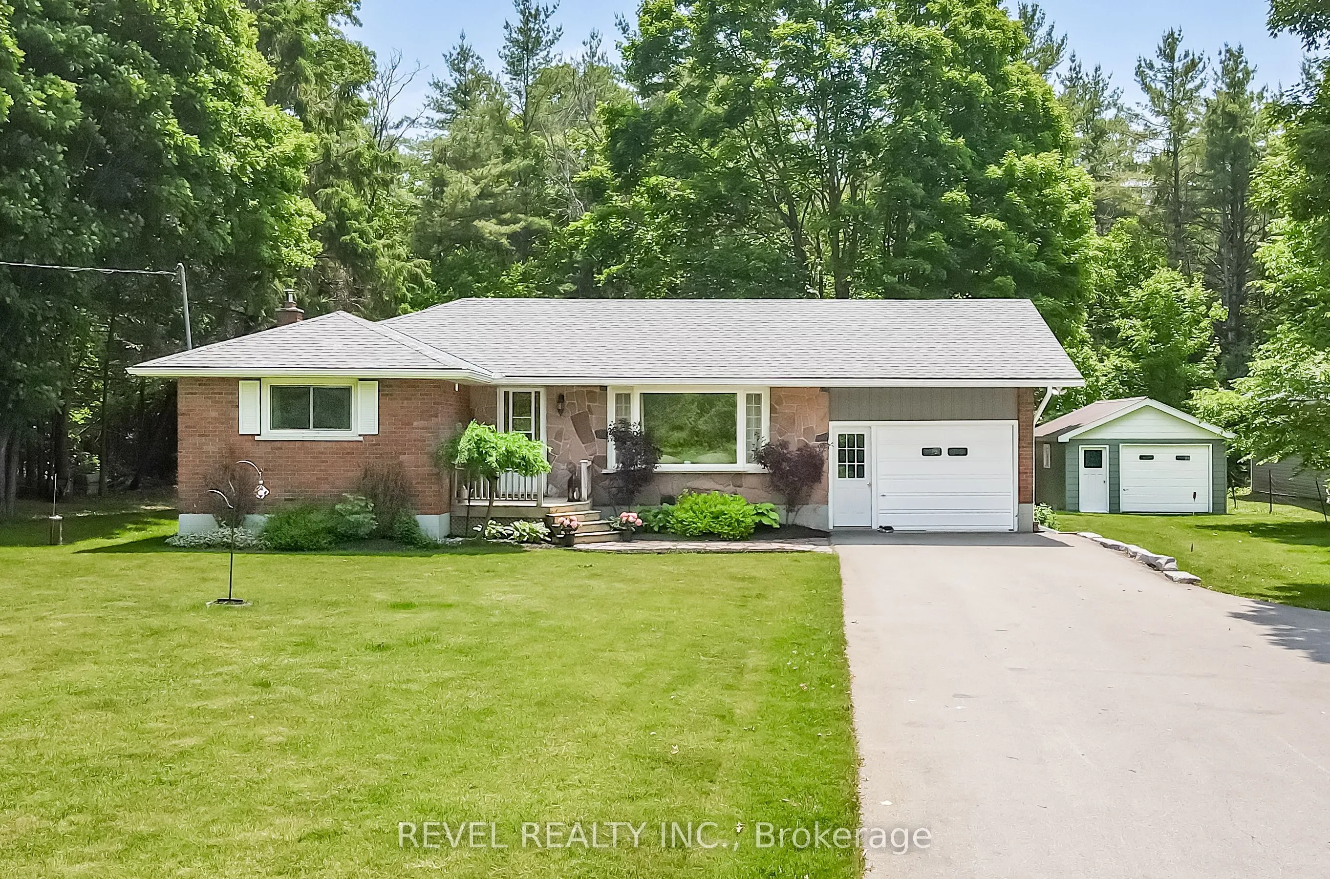 2796 COUNTY RD 48 Road