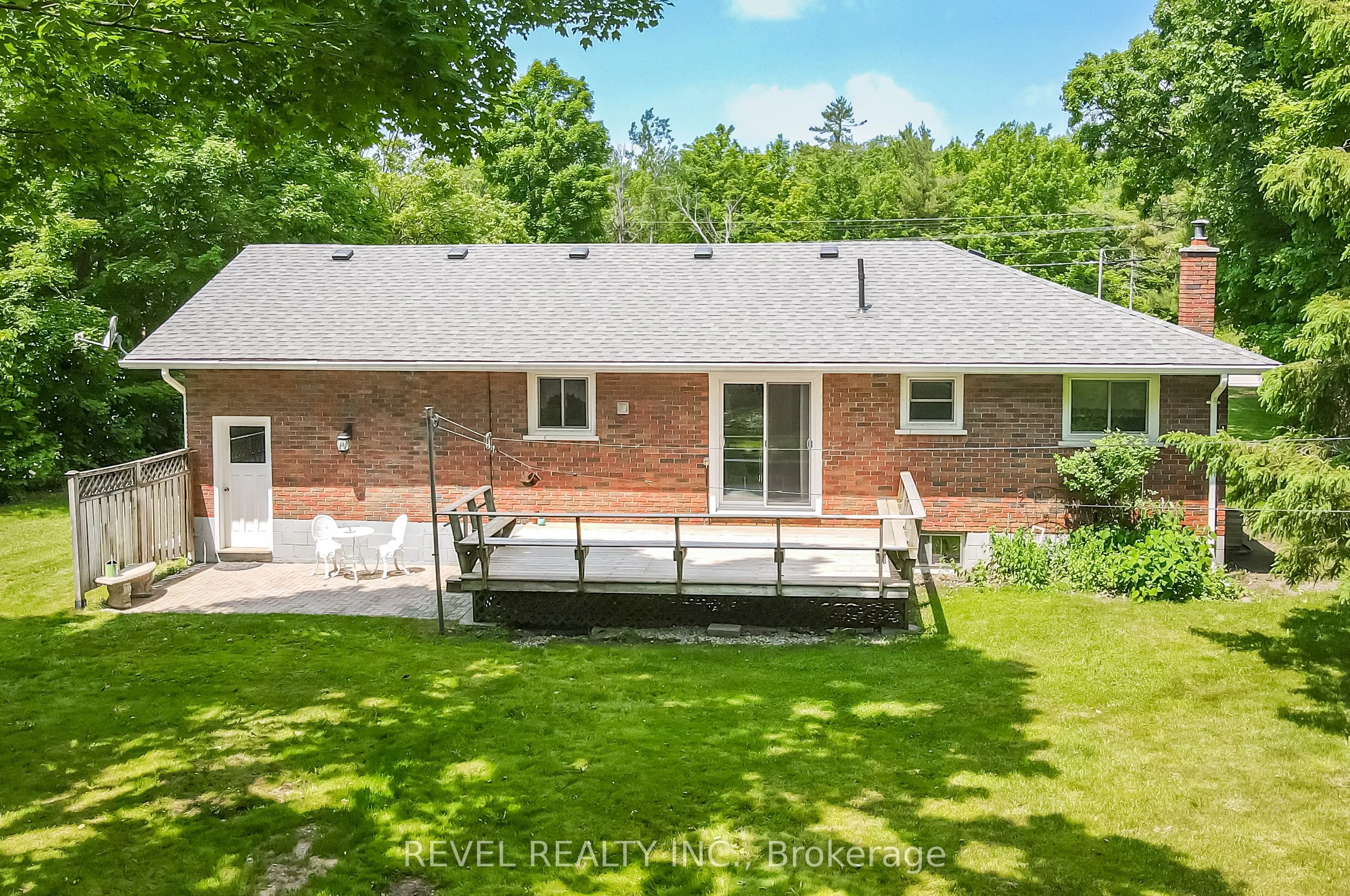 2796 COUNTY RD 48 Road