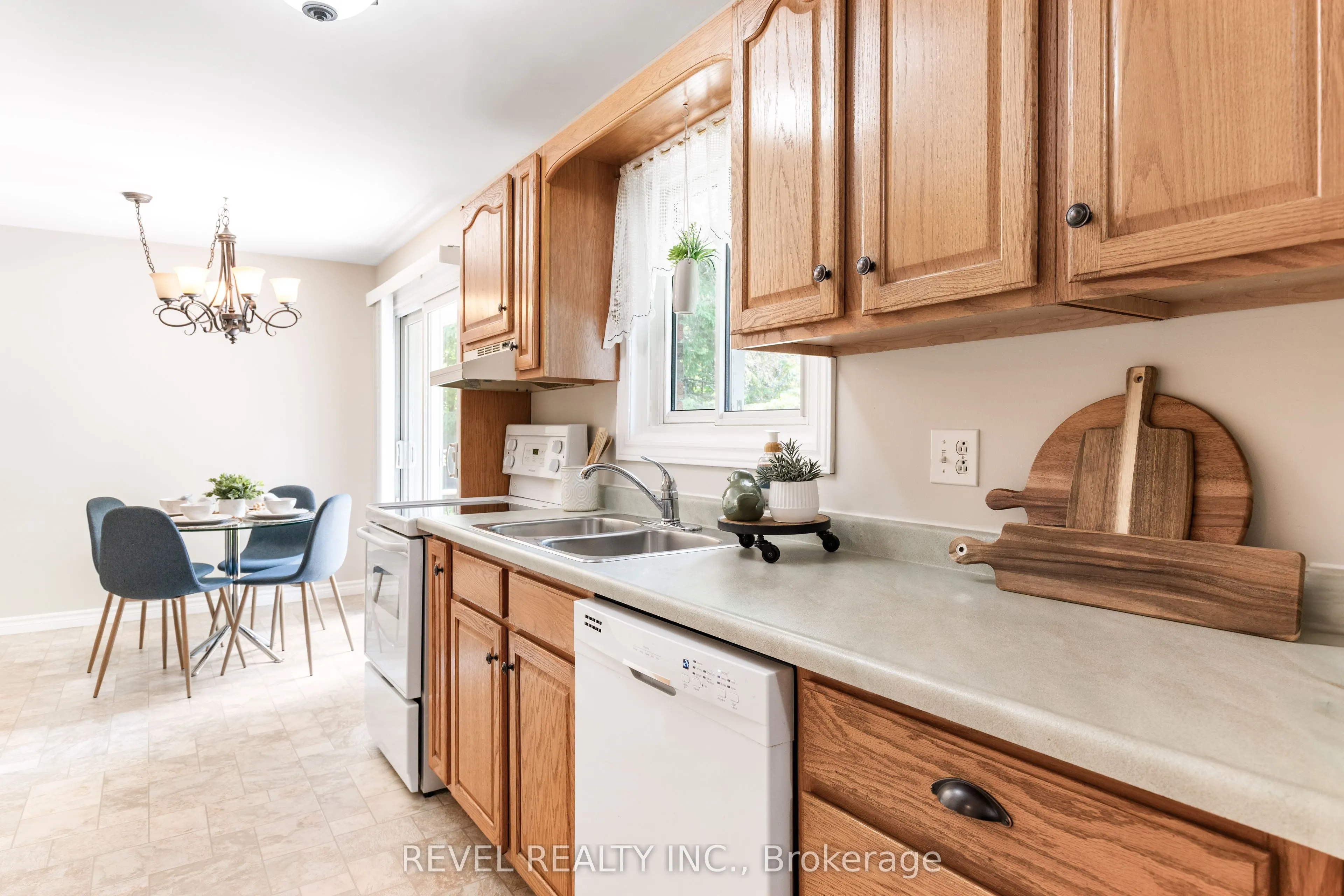 2796 COUNTY RD 48 Road