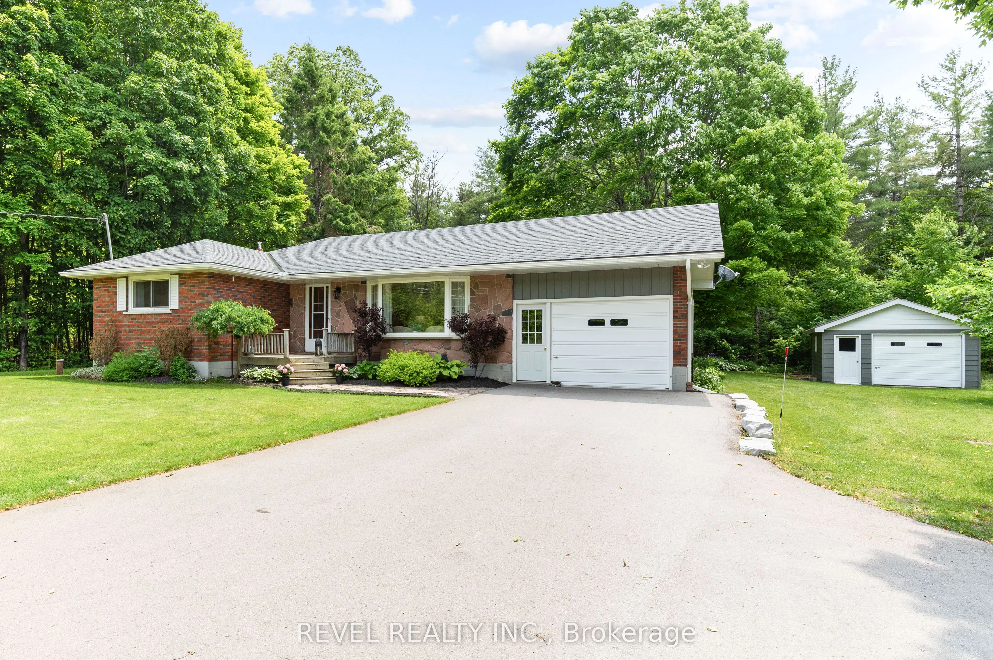 2796 COUNTY RD 48 Road
