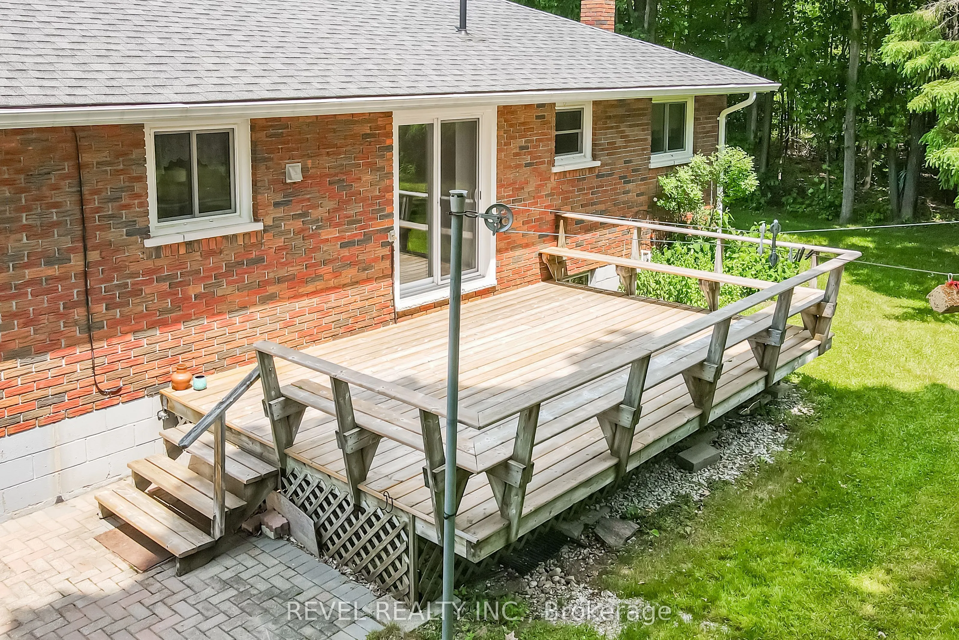 2796 COUNTY RD 48 Road