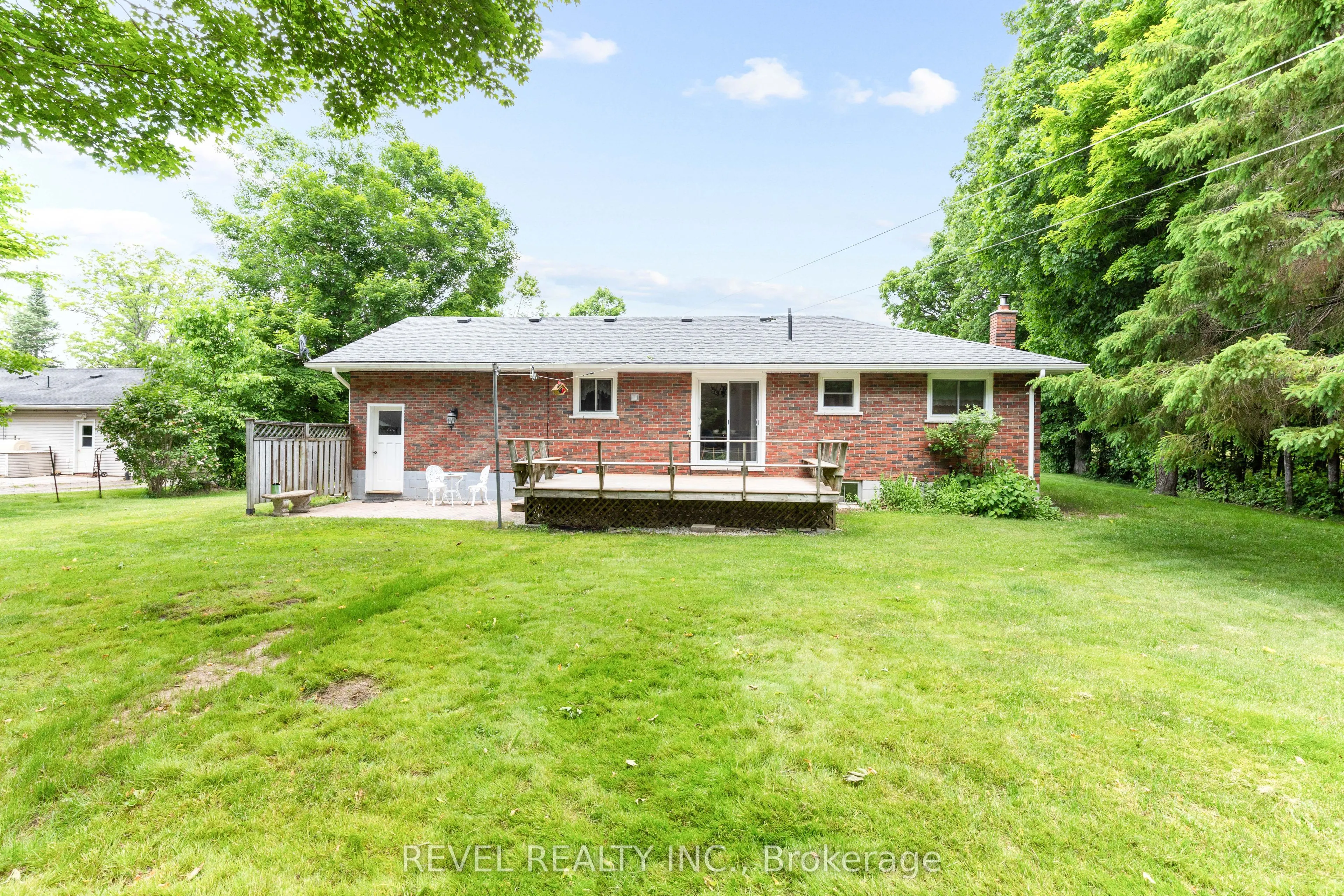 2796 COUNTY RD 48 Road