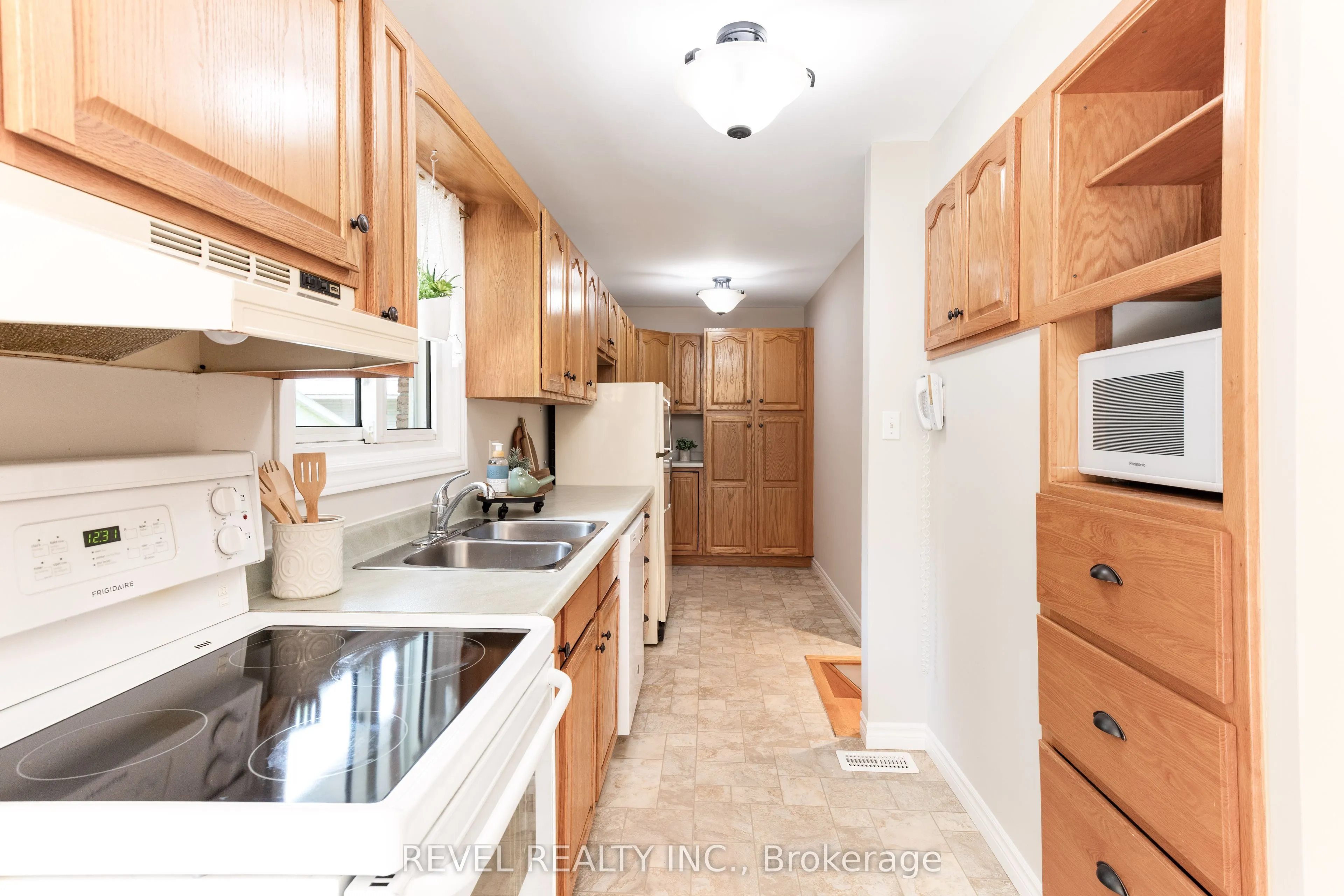 2796 COUNTY RD 48 Road