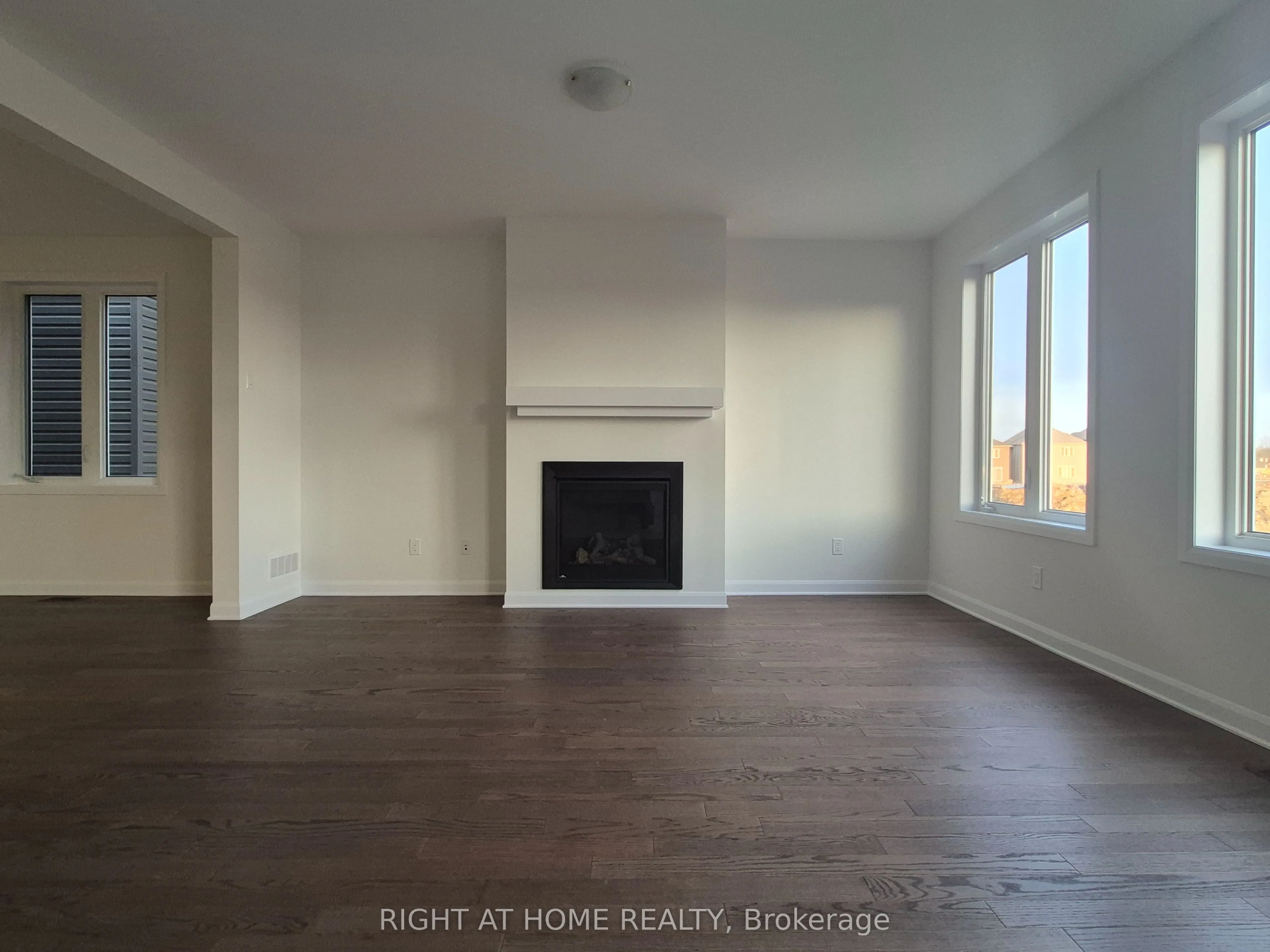 139 INVENTION Boulevard