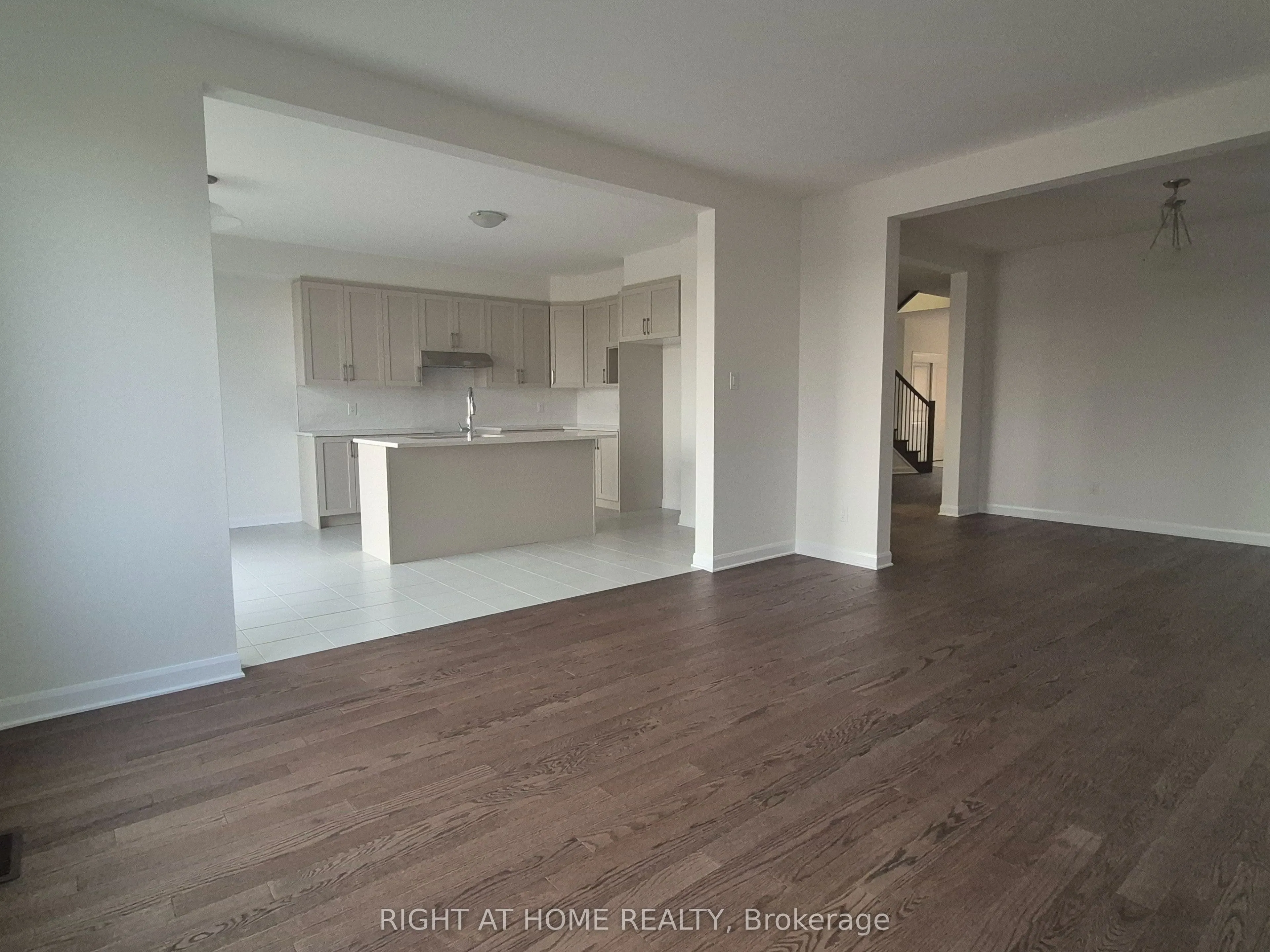 139 INVENTION Boulevard