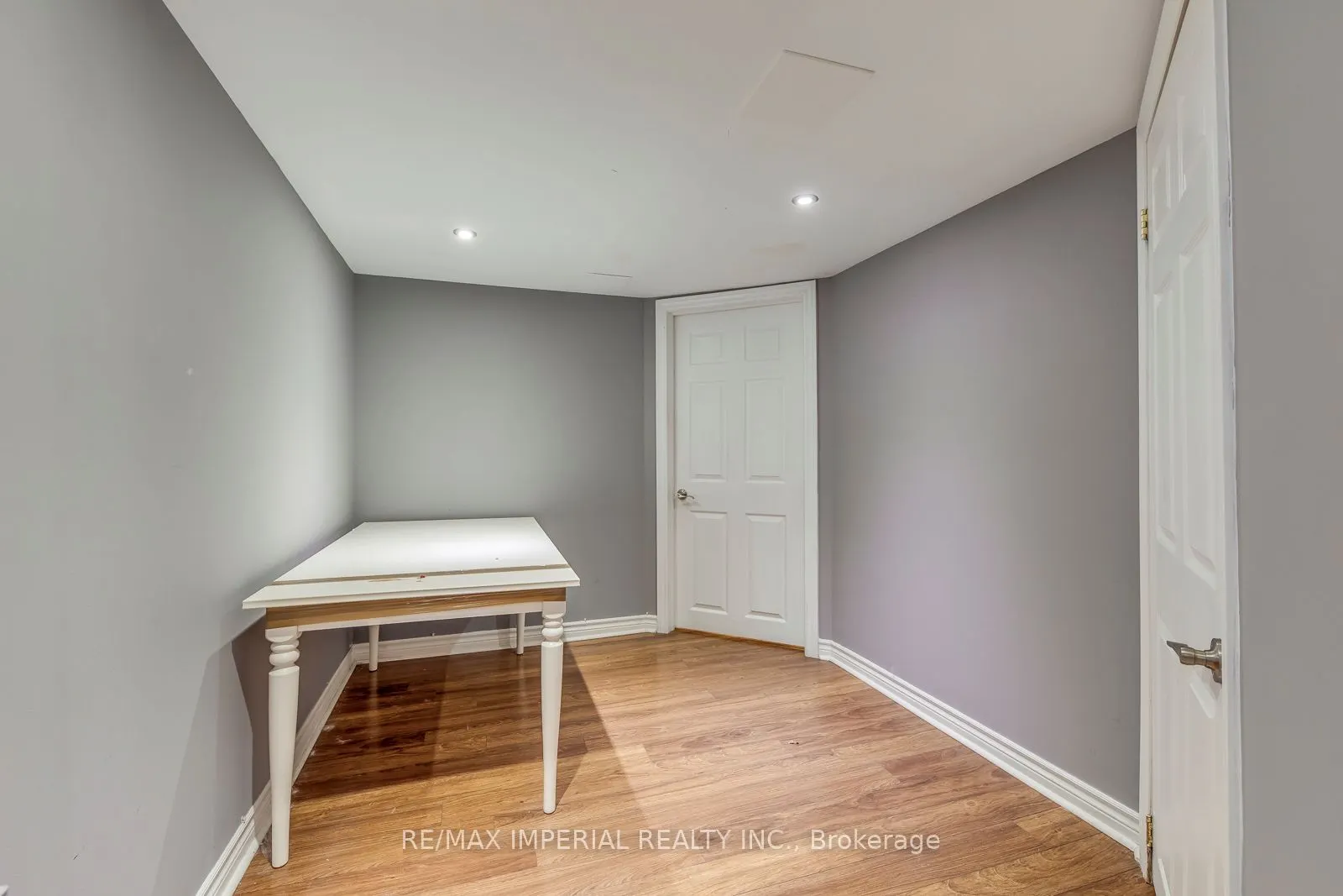 7 Southside Place, #25