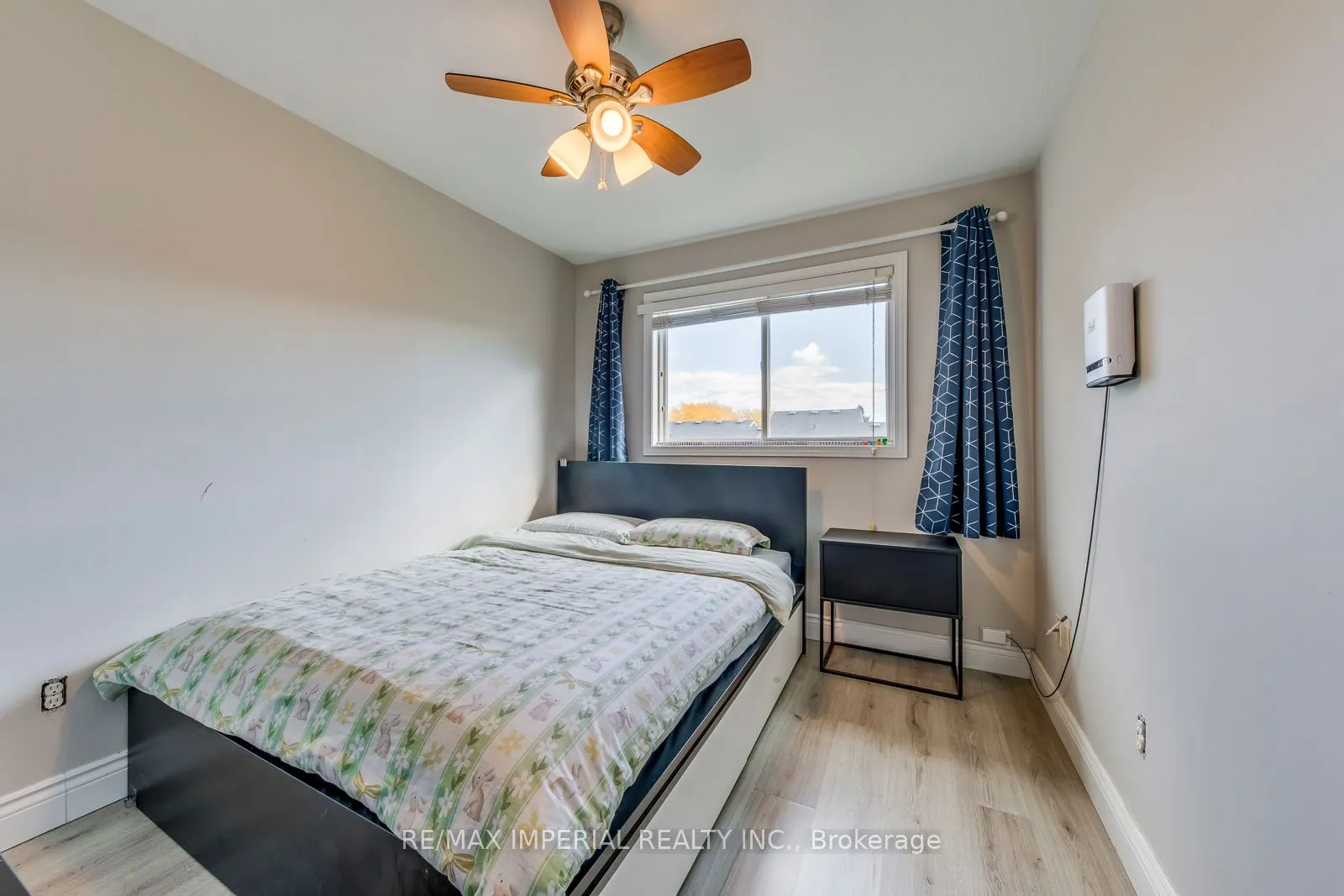 7 Southside Place, #25