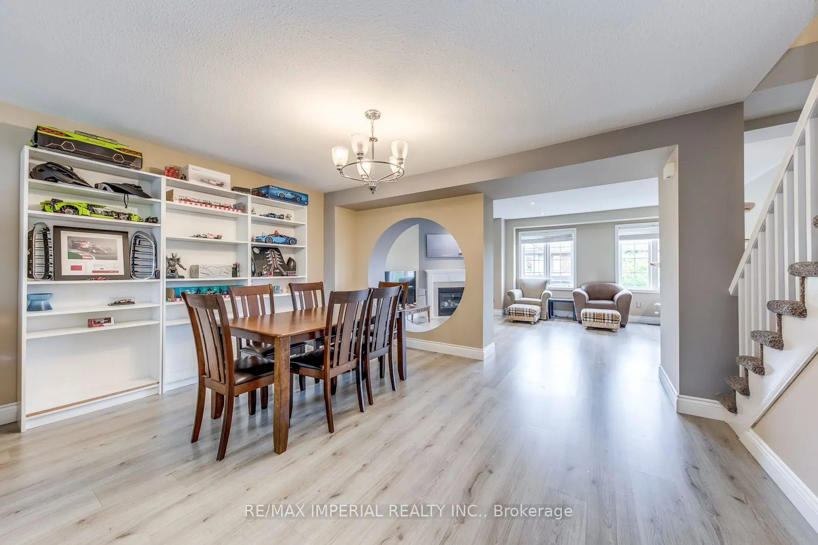 7 Southside Place, #25