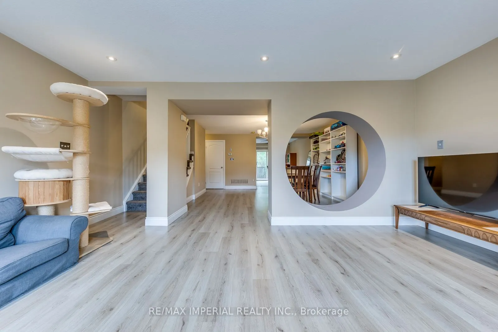 7 Southside Place, #25