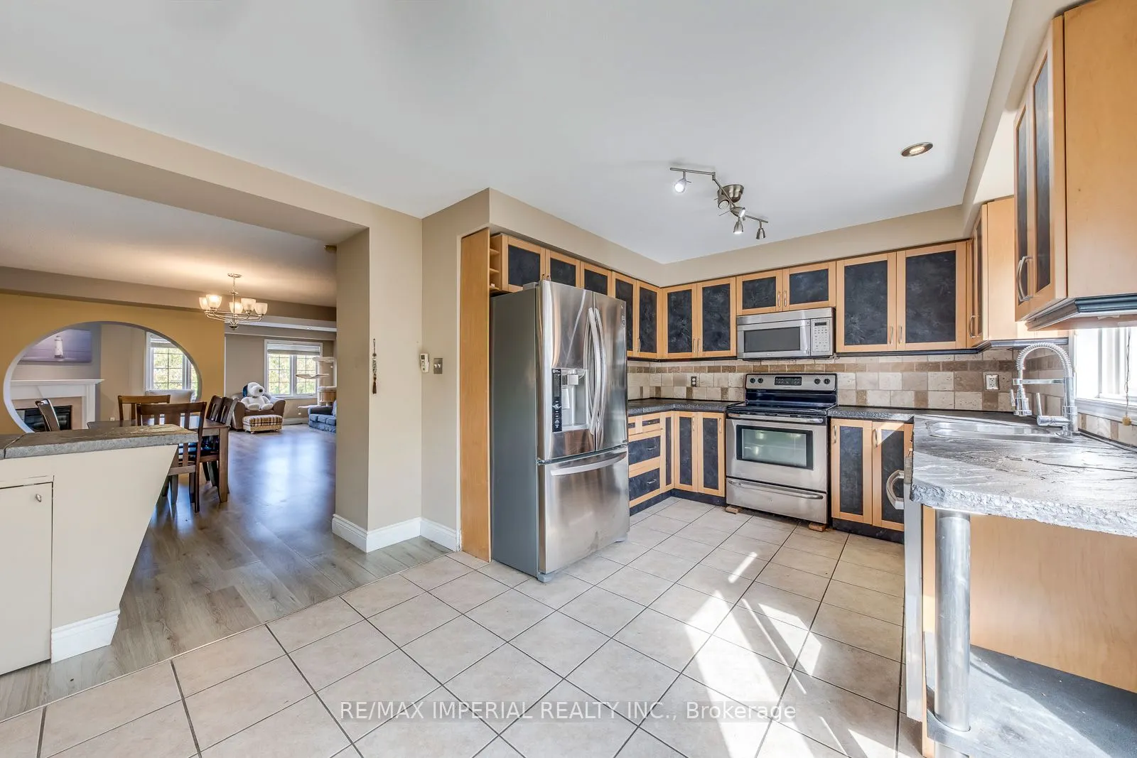 7 Southside Place, #25
