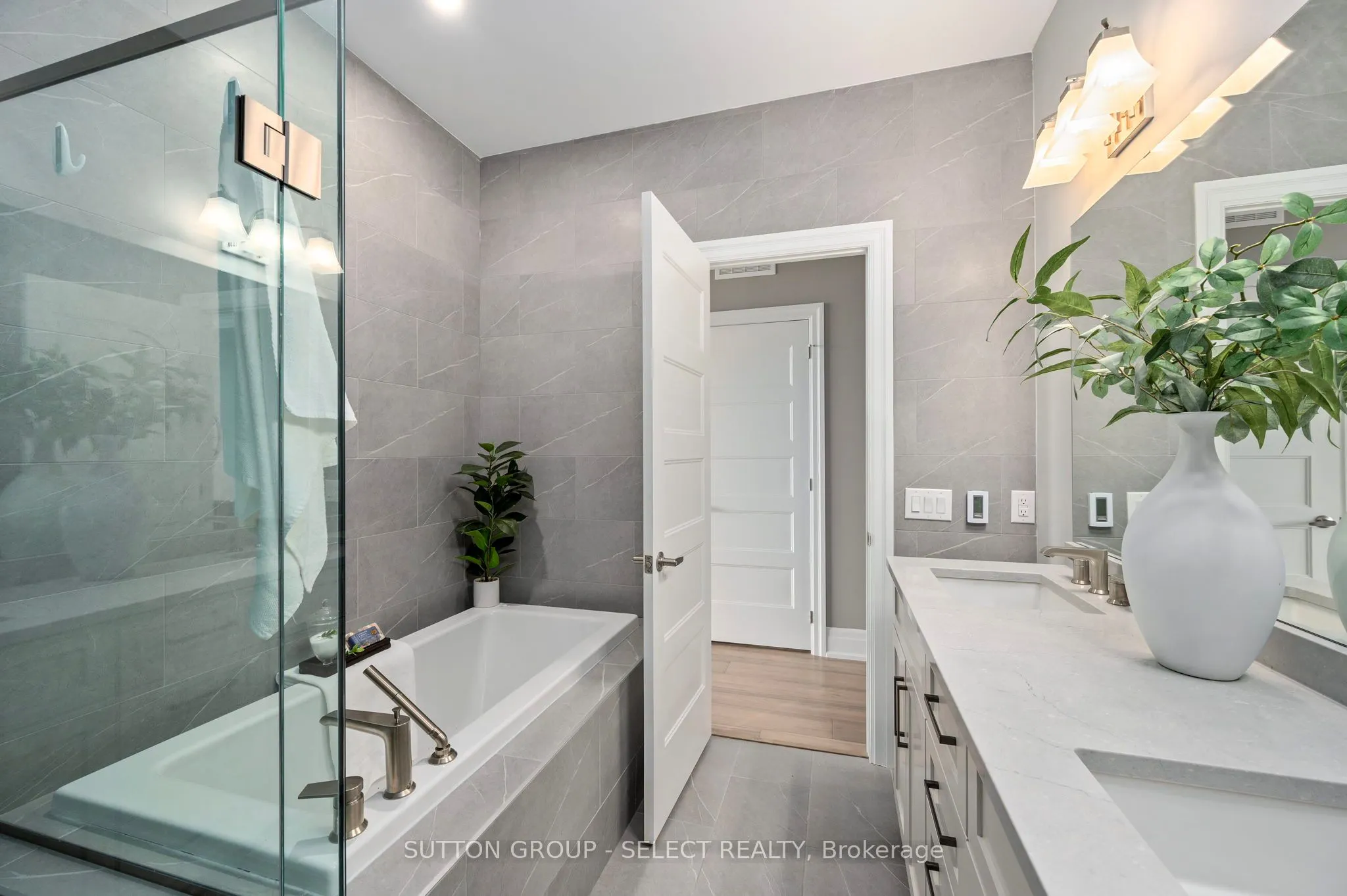 460 Callaway Road, #1001