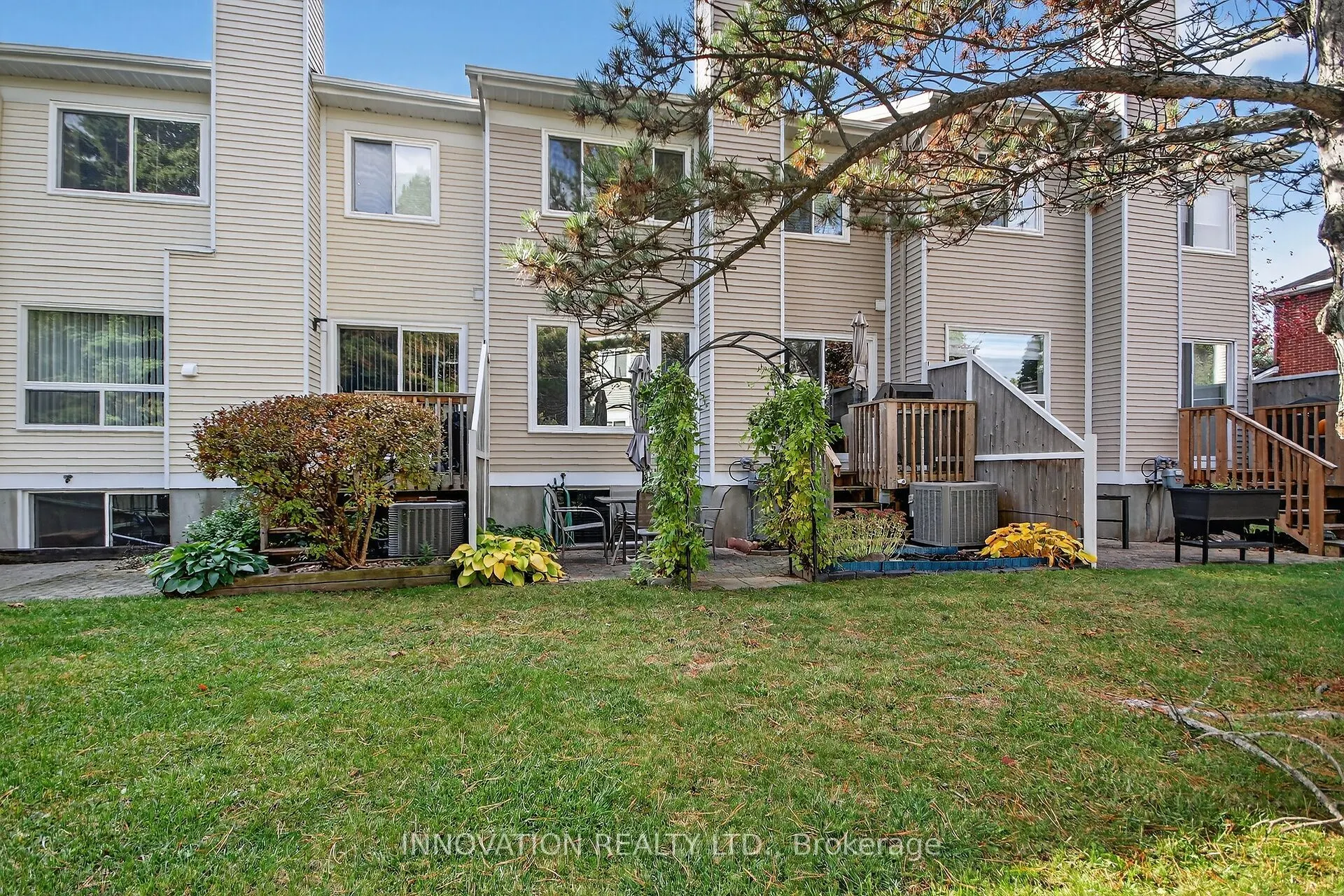 9 Winterburn Terrace, #35