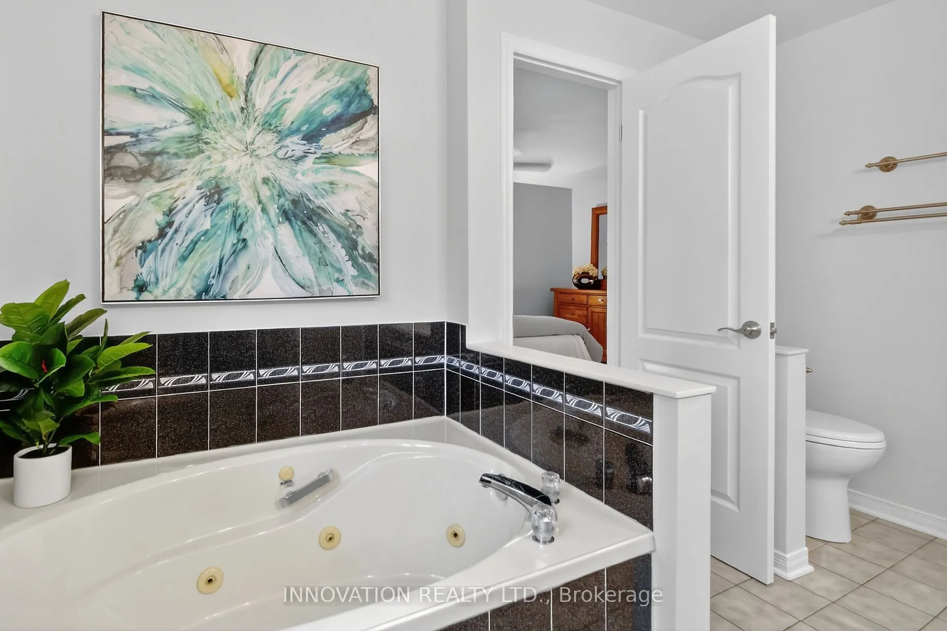 9 Winterburn Terrace, #35