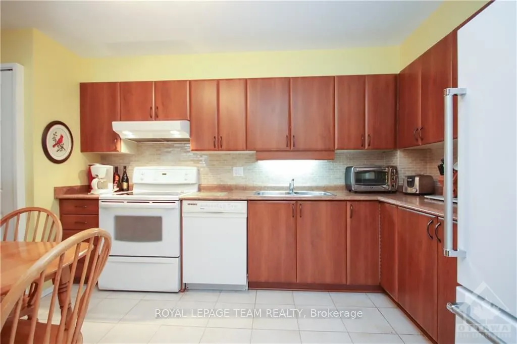 260 Brittany Drive, #200