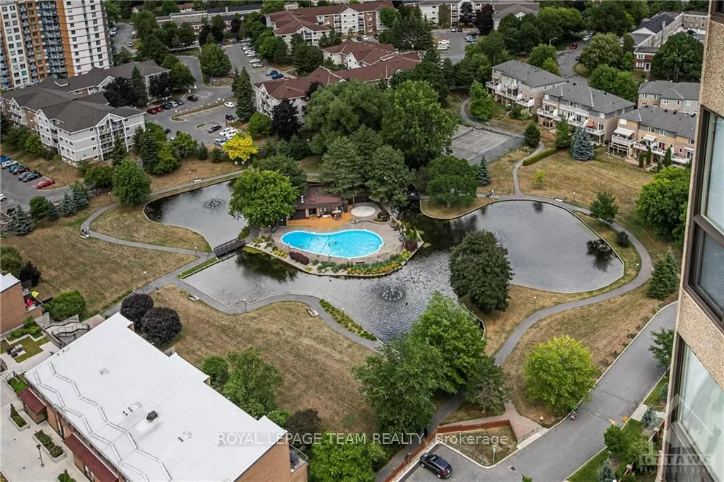 260 Brittany Drive, #200