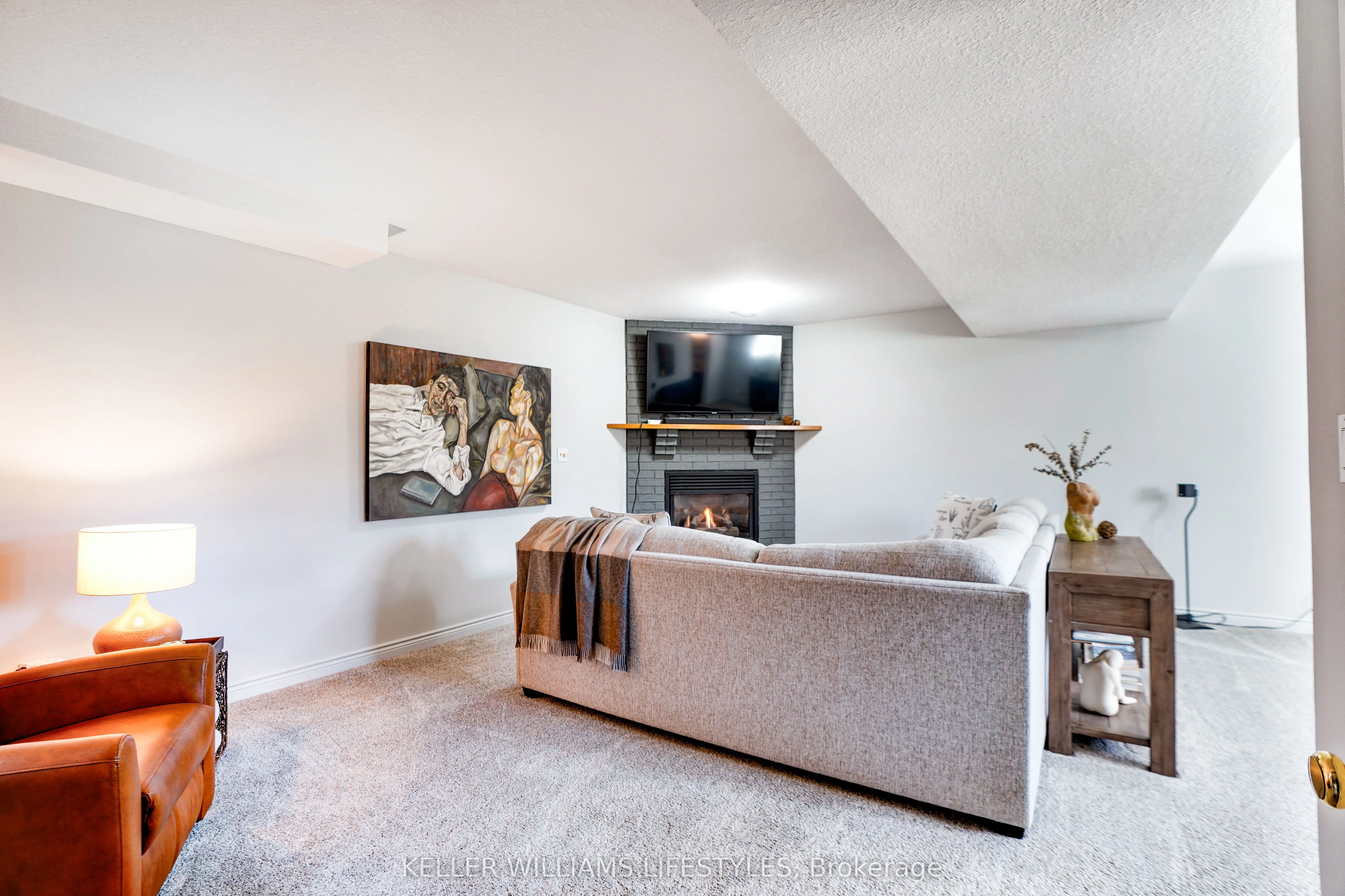 106 ANDERSON Avenue