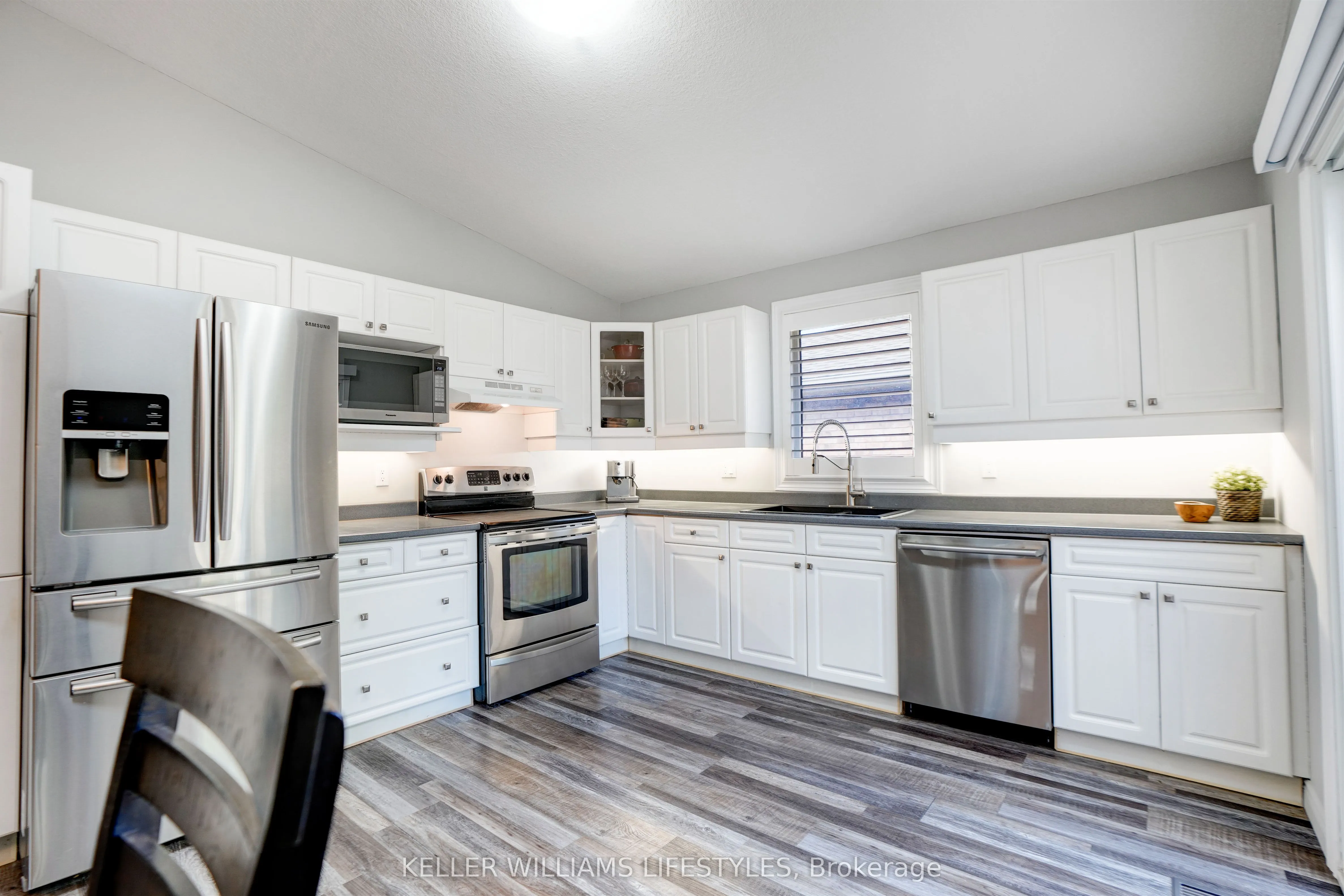 106 ANDERSON Avenue