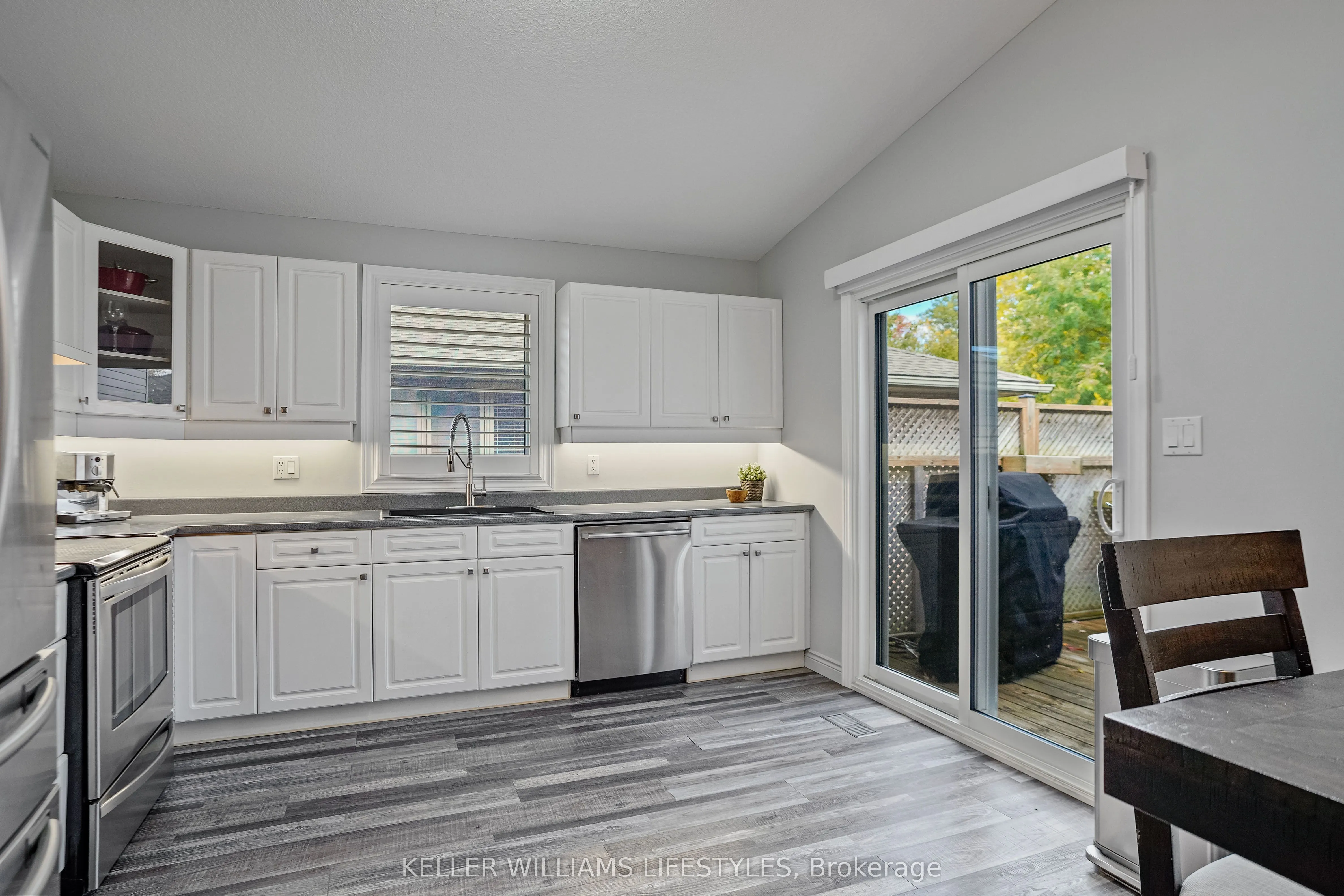 106 ANDERSON Avenue