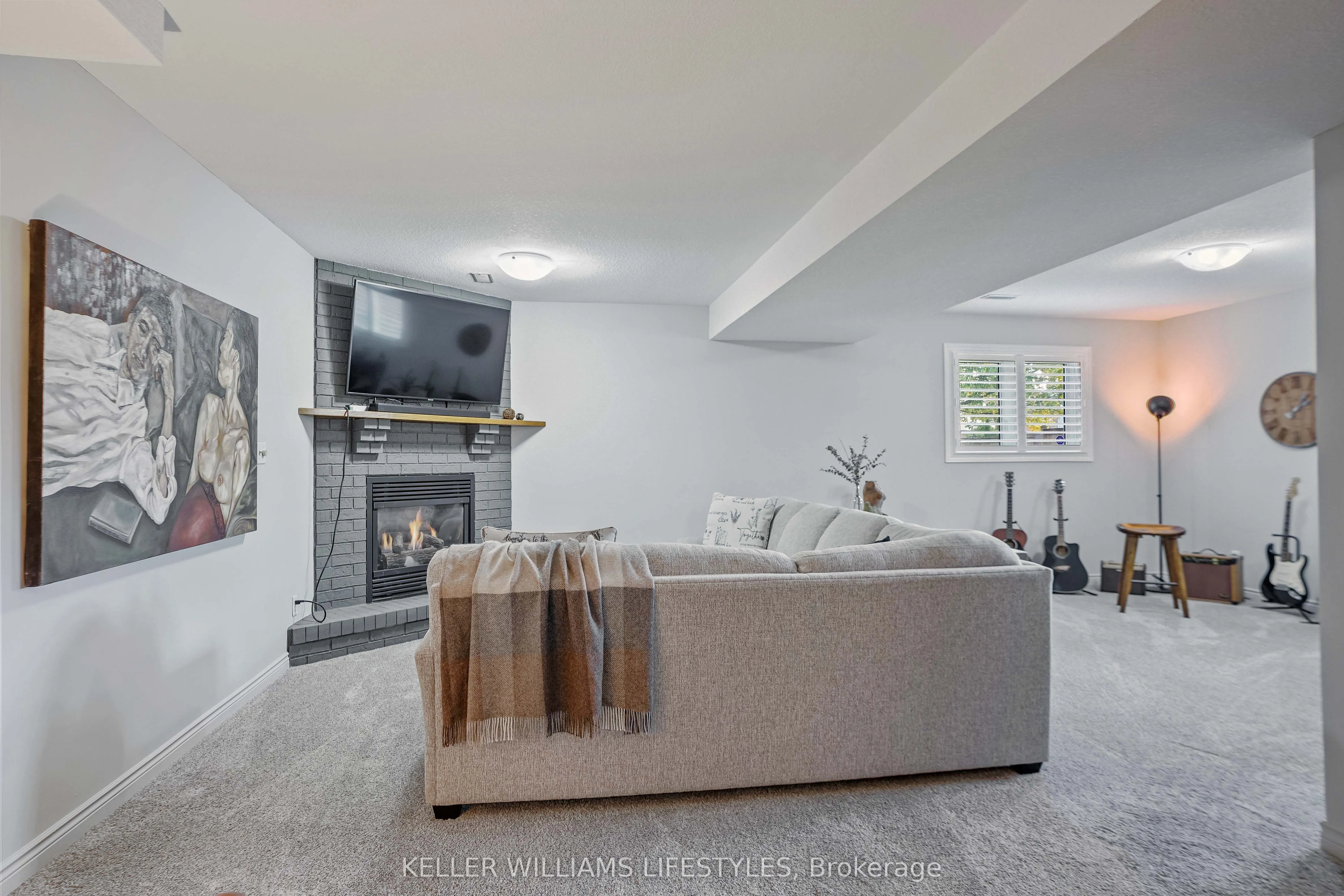 106 ANDERSON Avenue