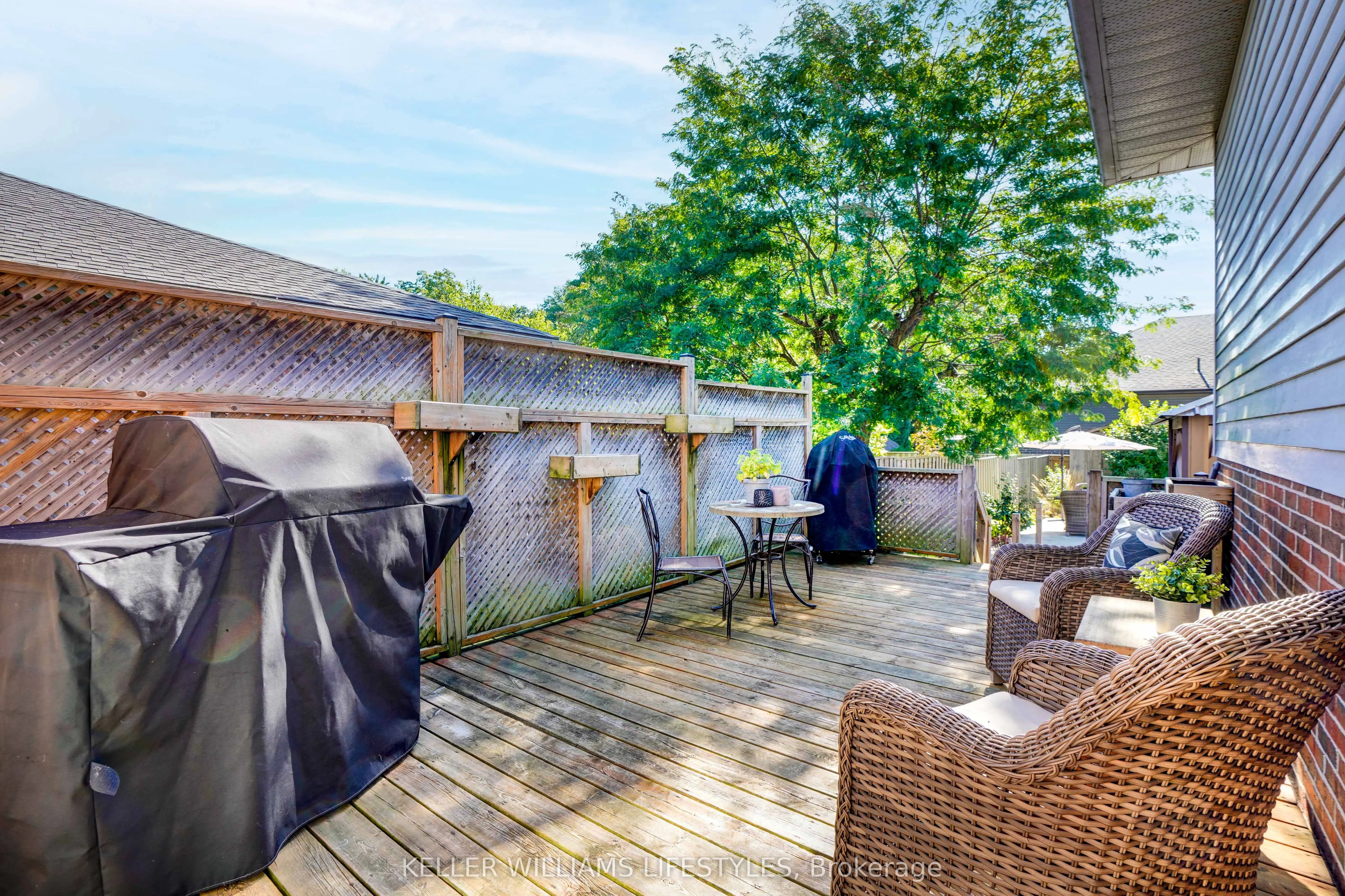 106 ANDERSON Avenue
