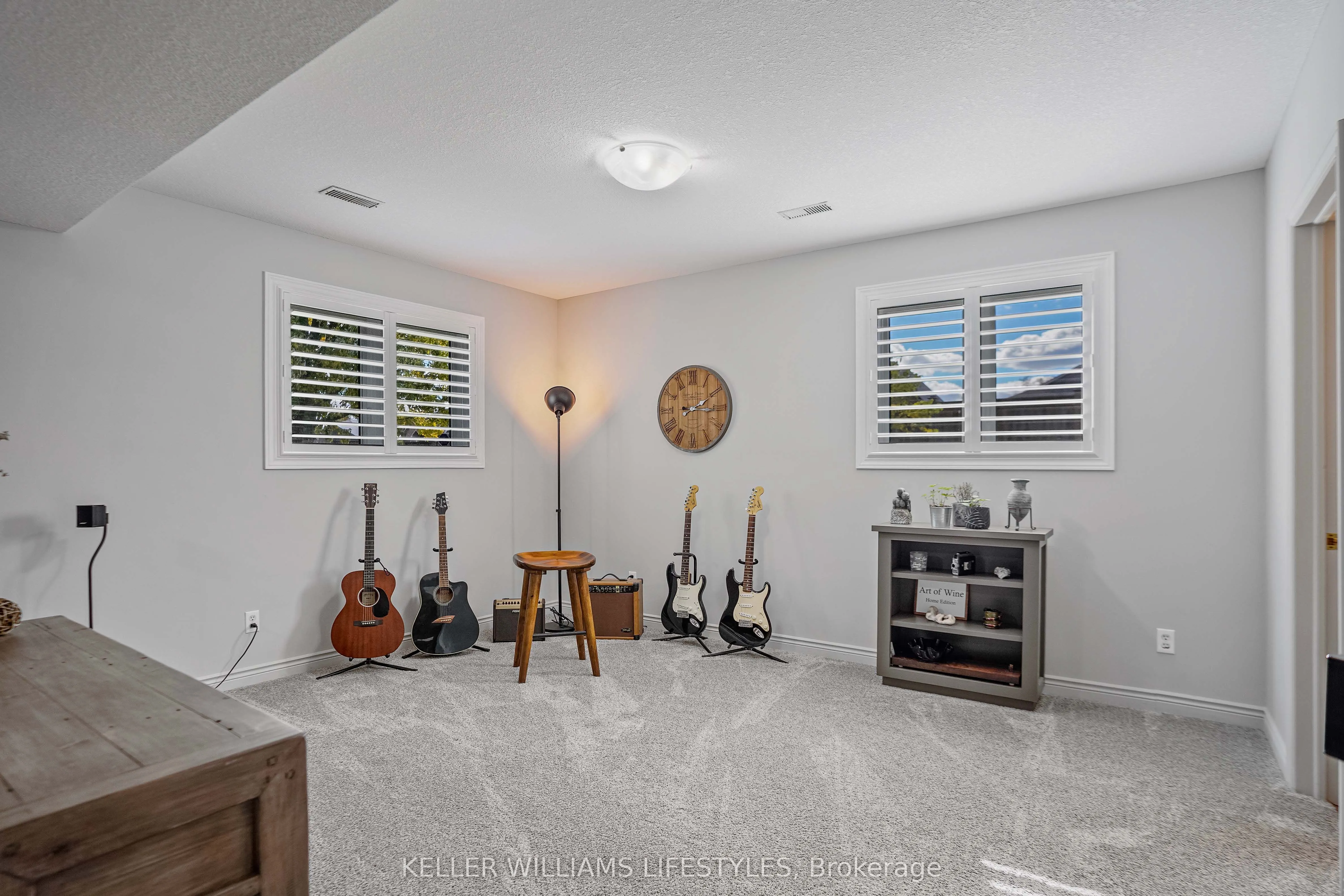 106 ANDERSON Avenue