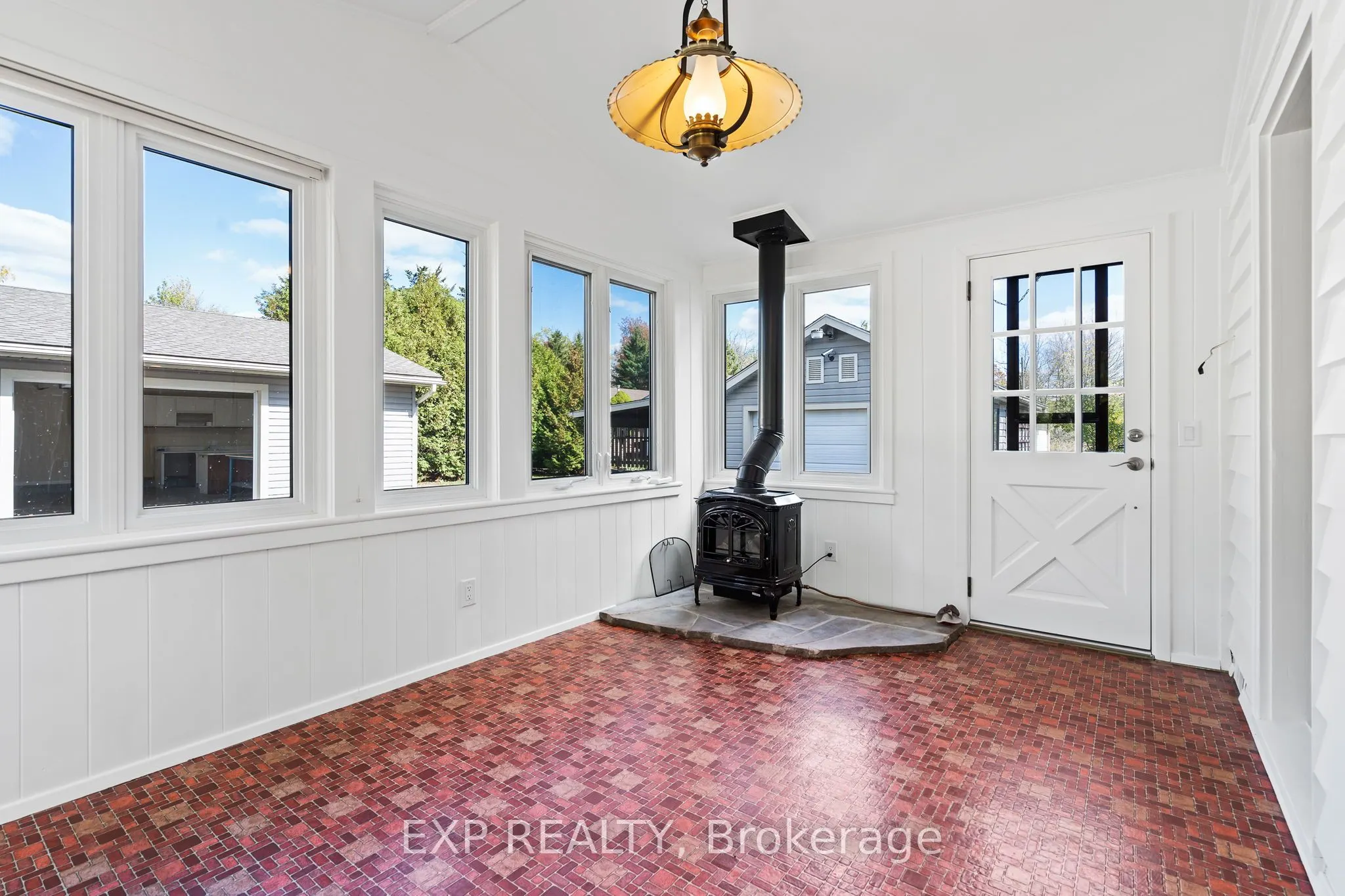 500 Chapin Parkway