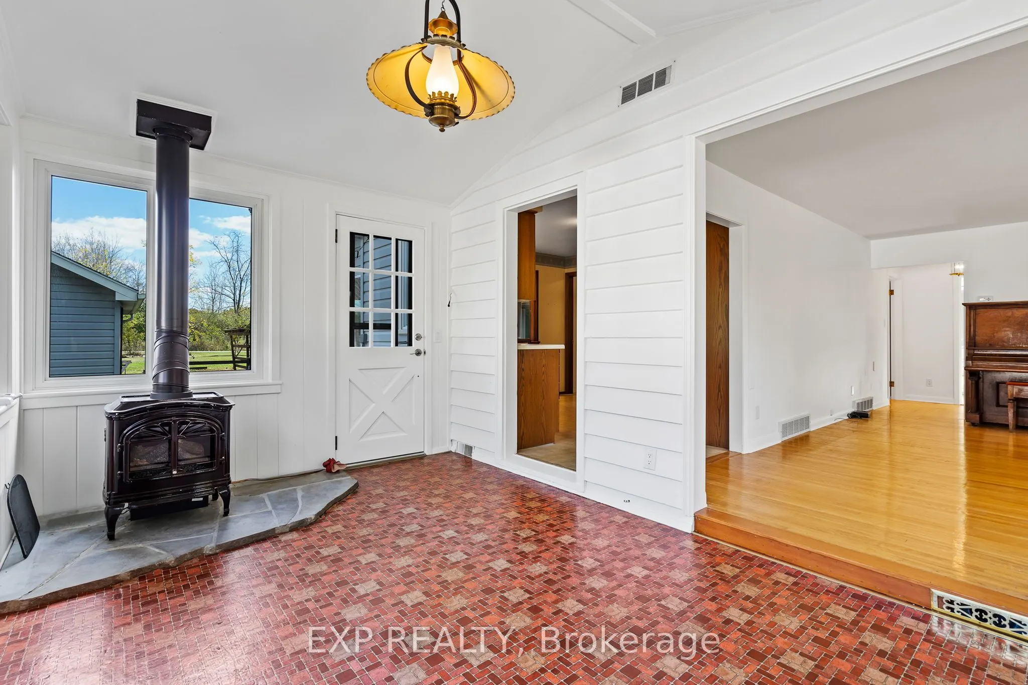 500 Chapin Parkway