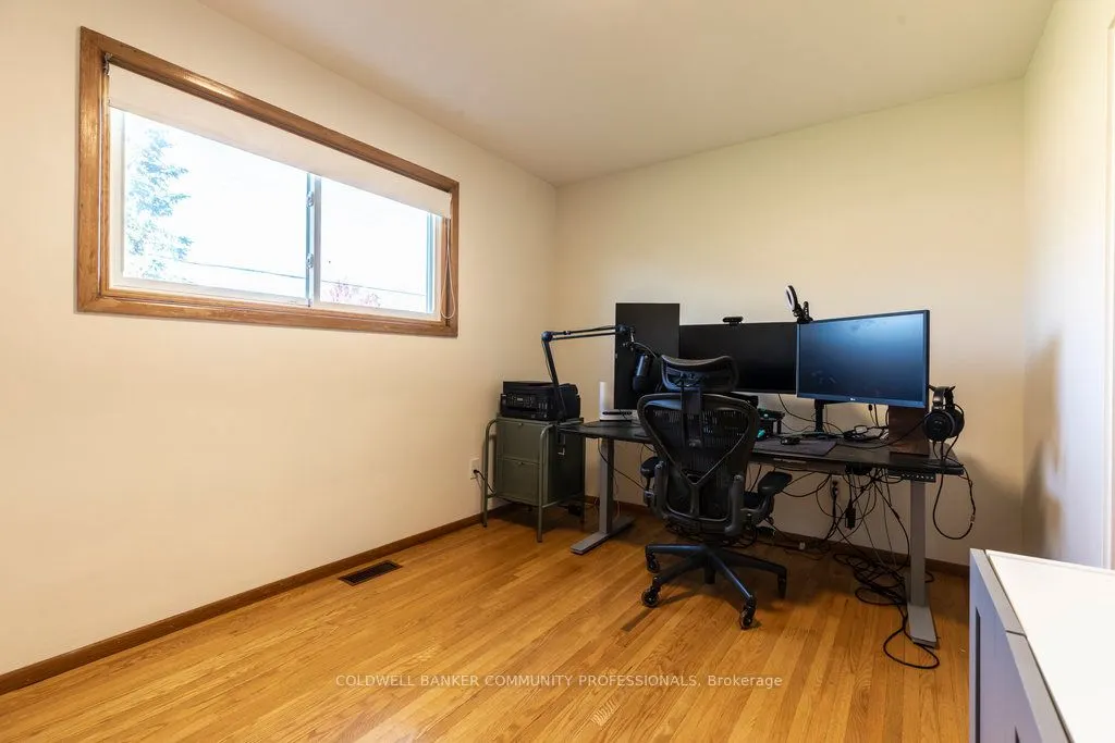 112 Nash Road S