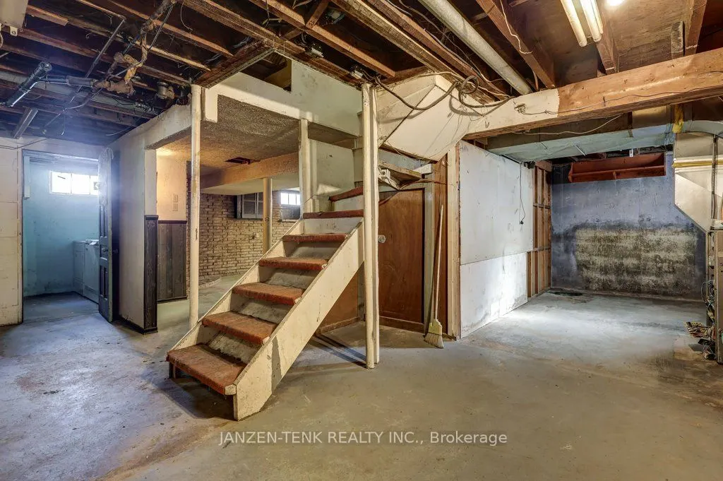 219 Centennial Avenue