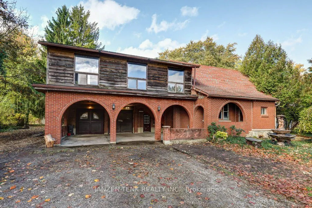 219 Centennial Avenue