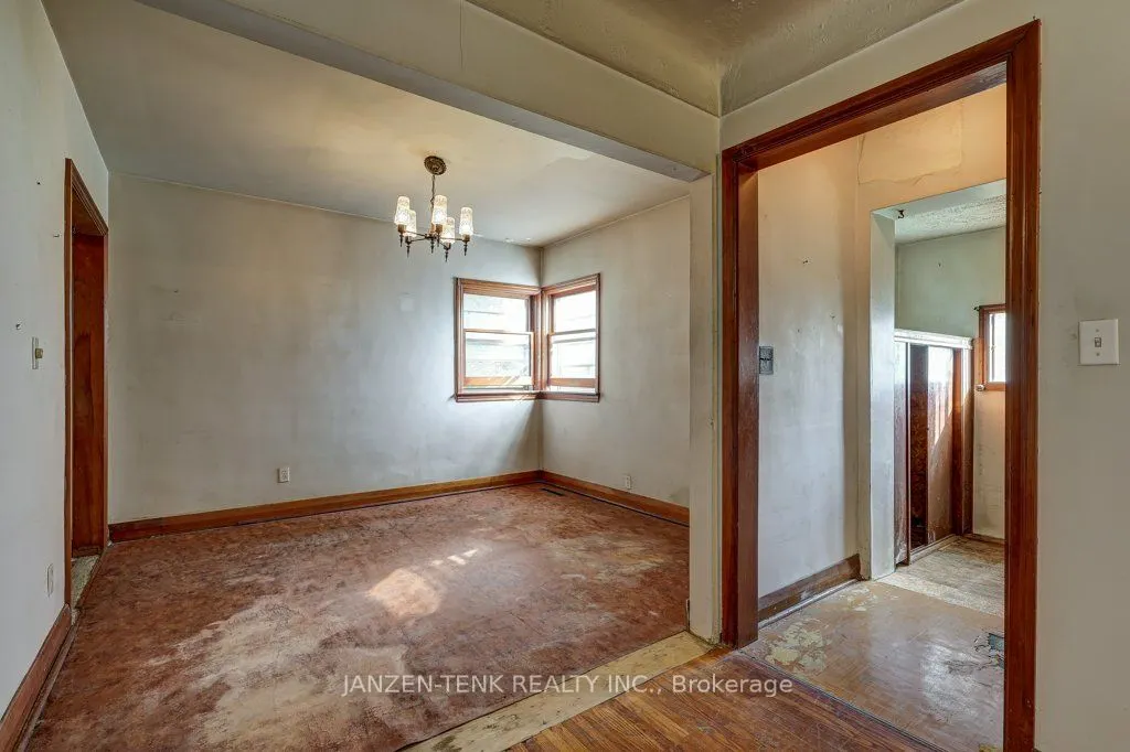 219 Centennial Avenue