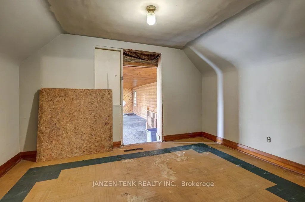 219 Centennial Avenue