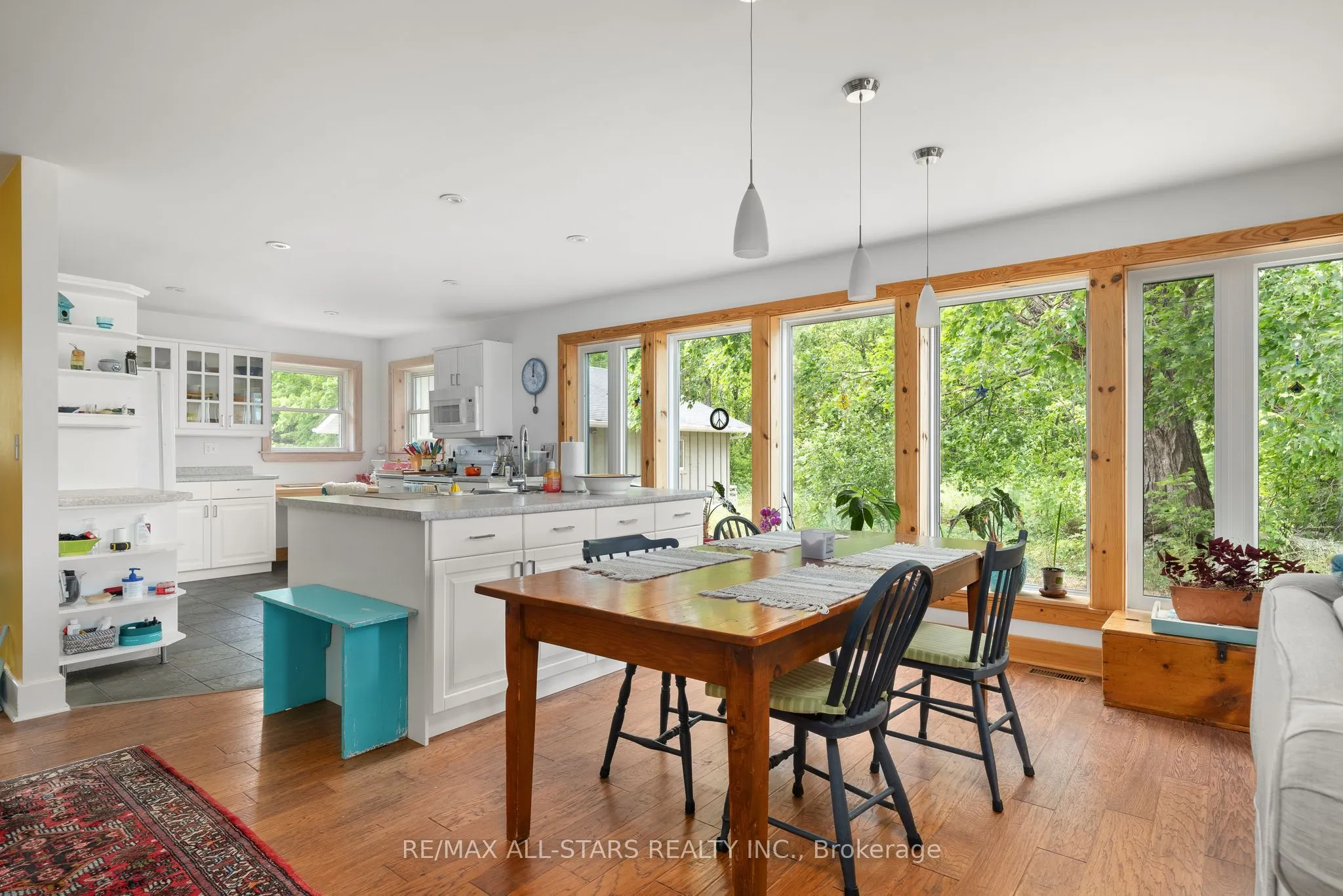 485 Burnt River Road