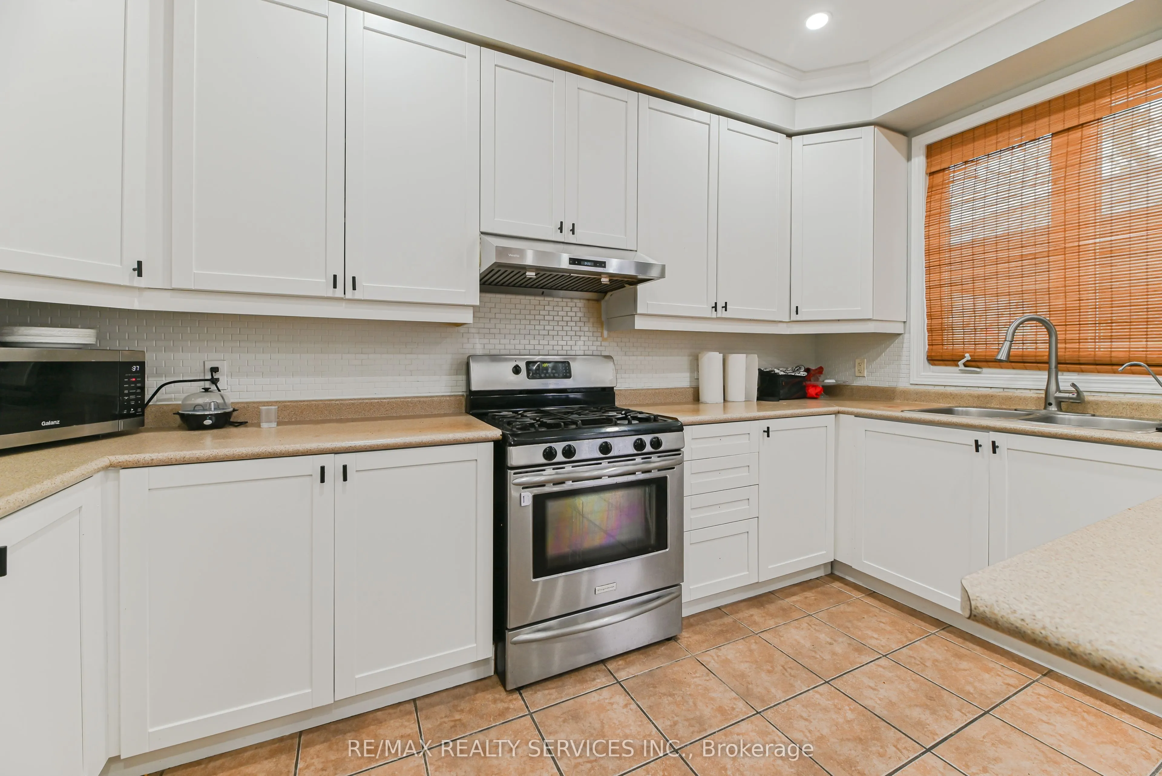 96 Brayshaw Drive