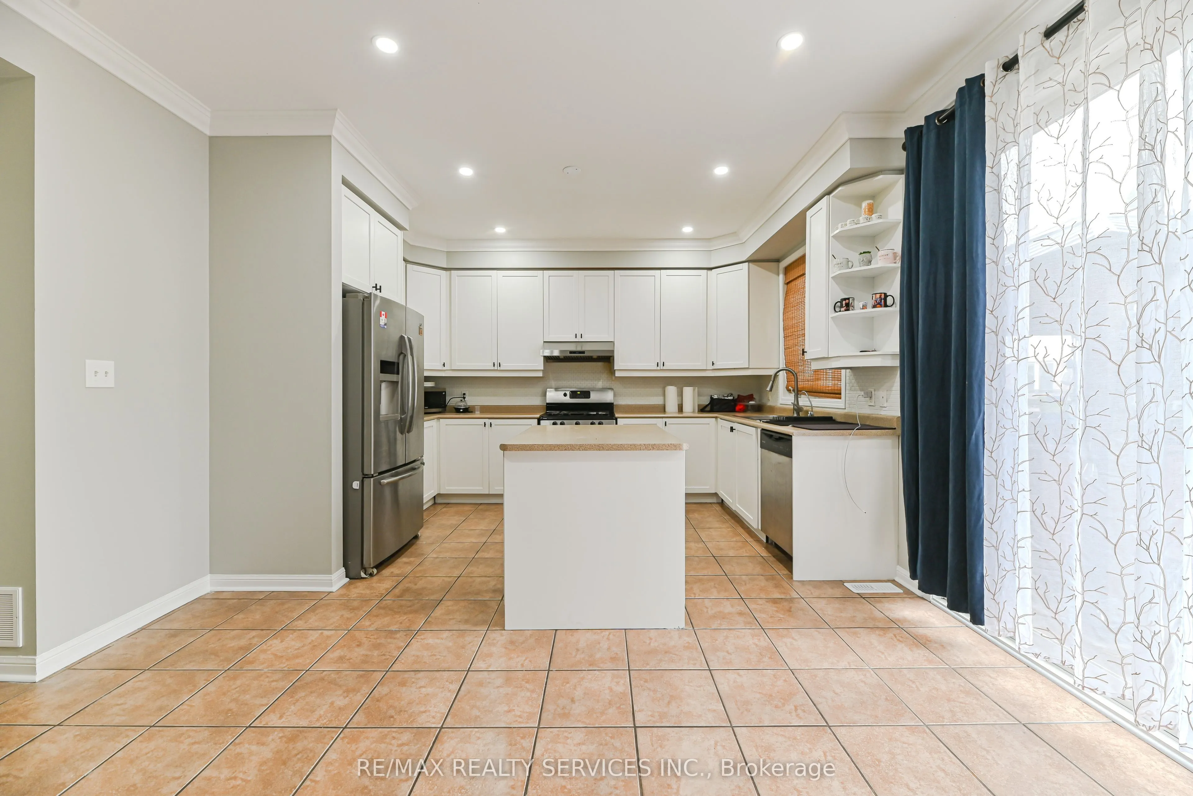 96 Brayshaw Drive