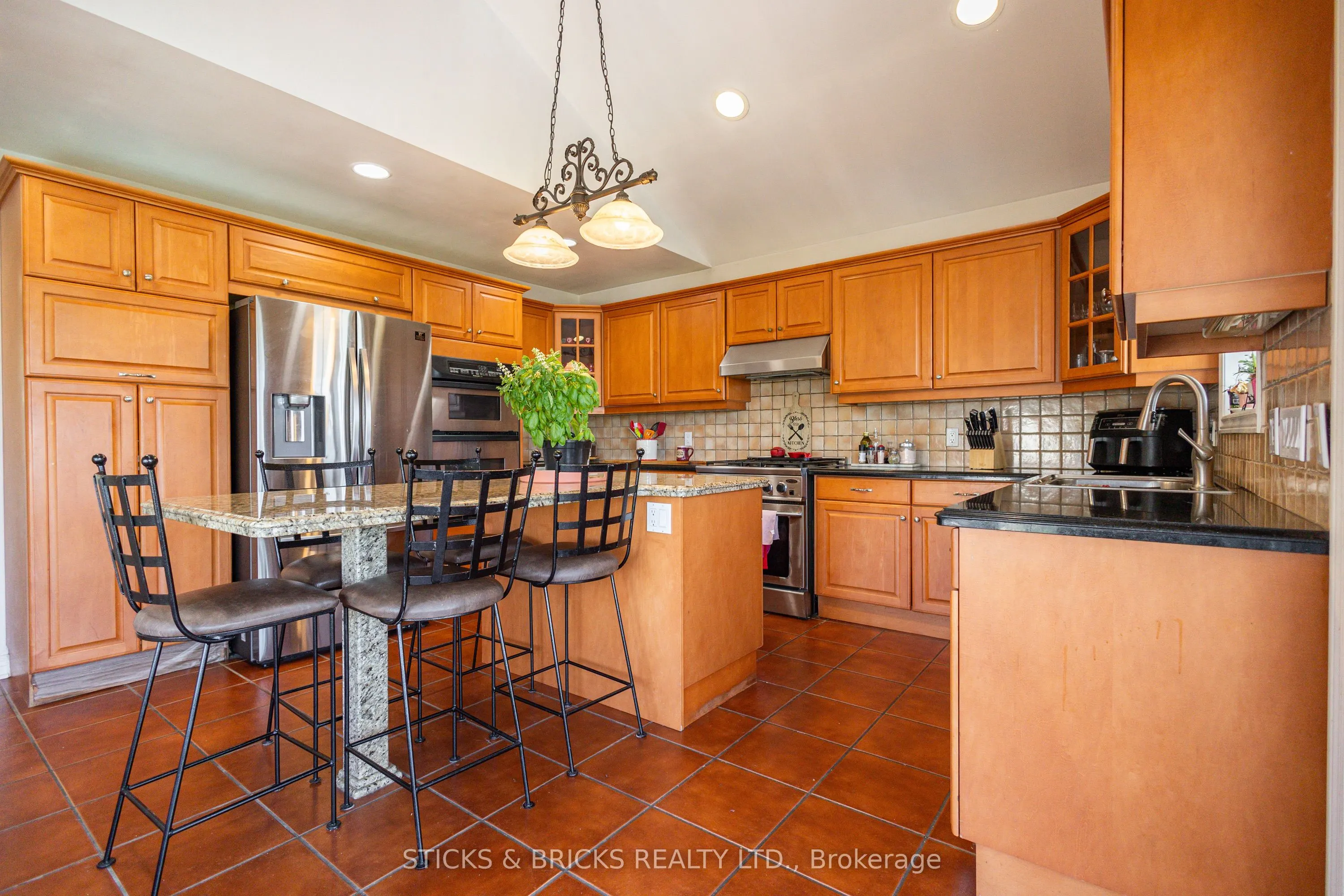 8207 Beaver Glen Drive