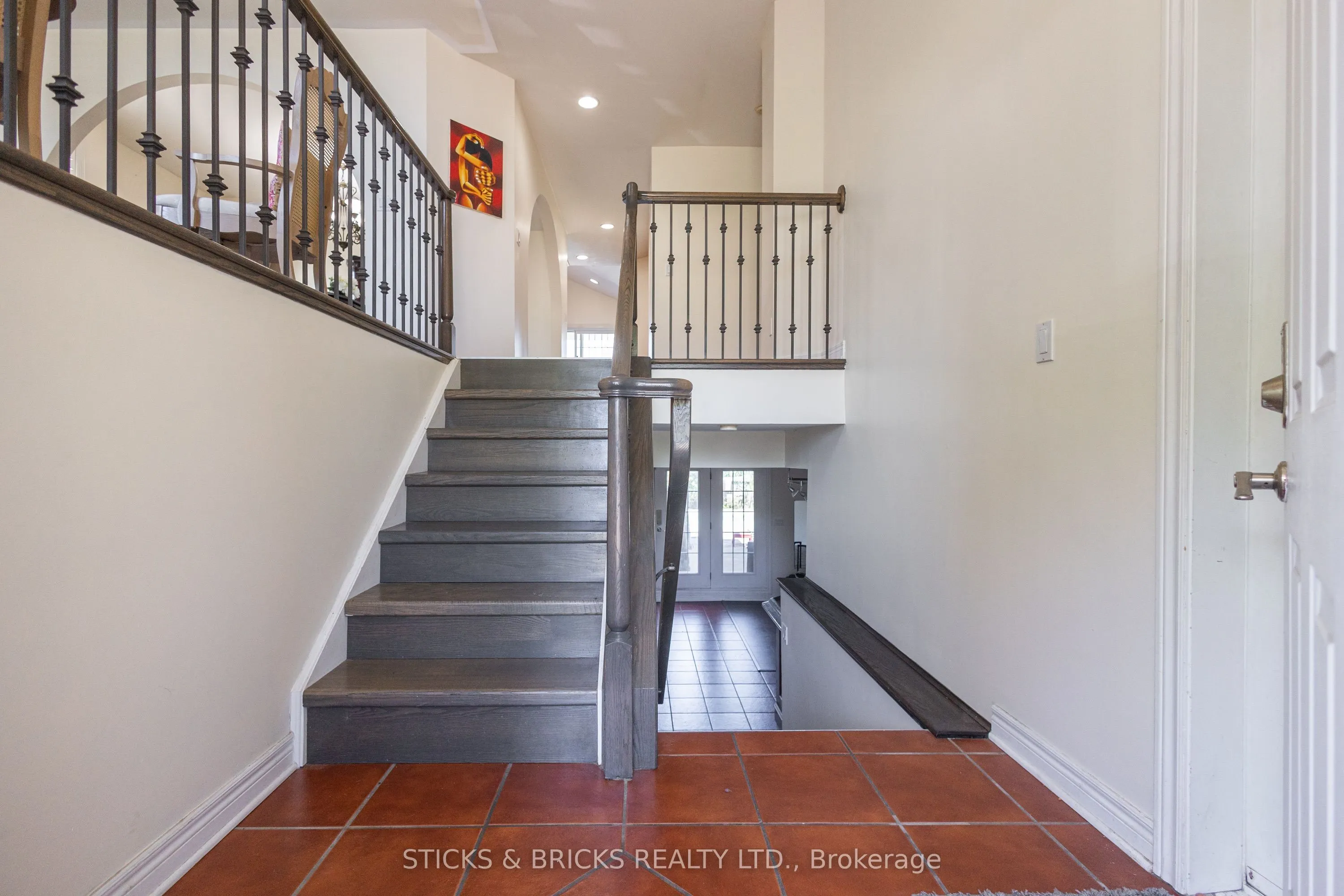 8207 Beaver Glen Drive