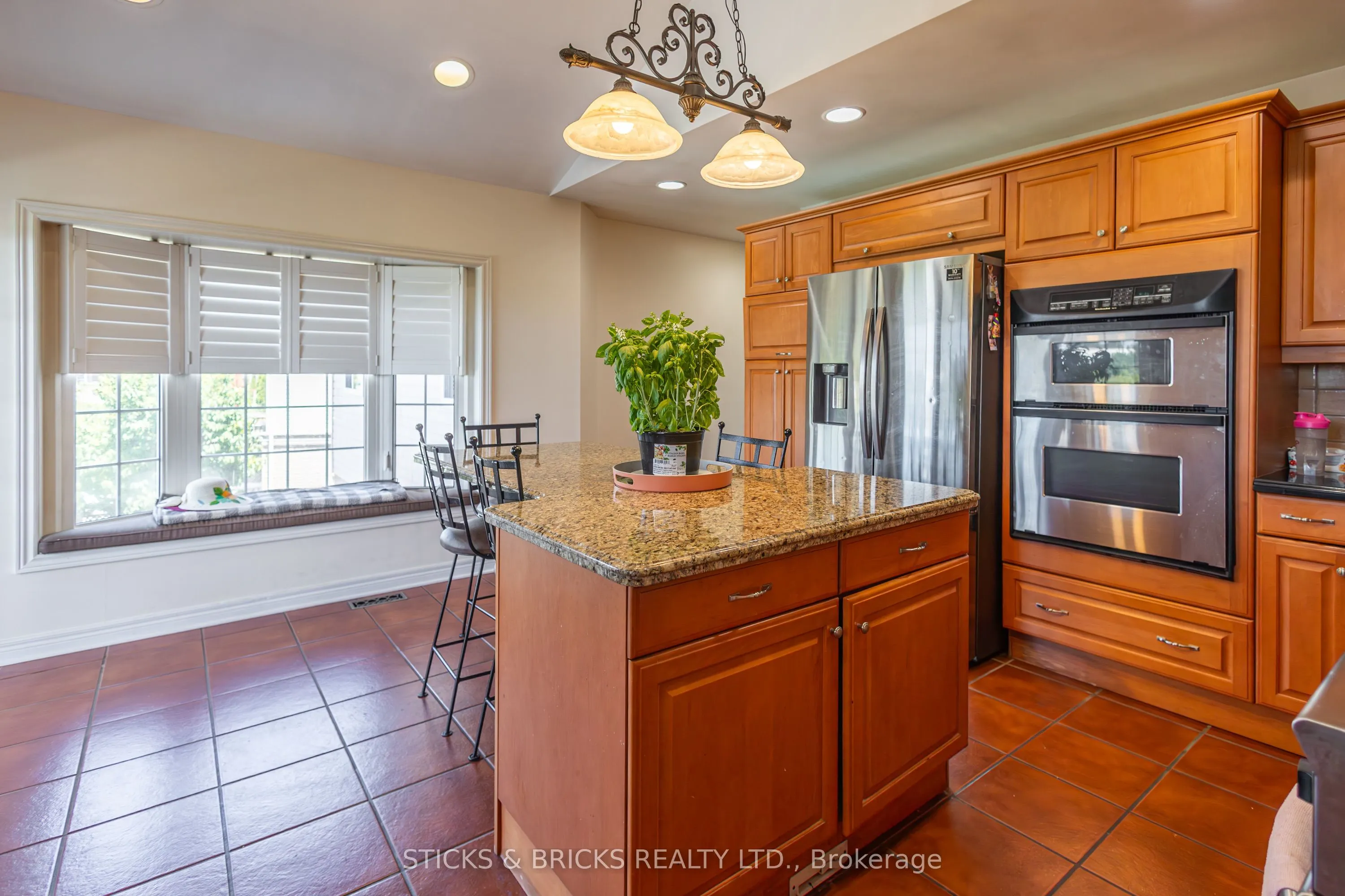 8207 Beaver Glen Drive