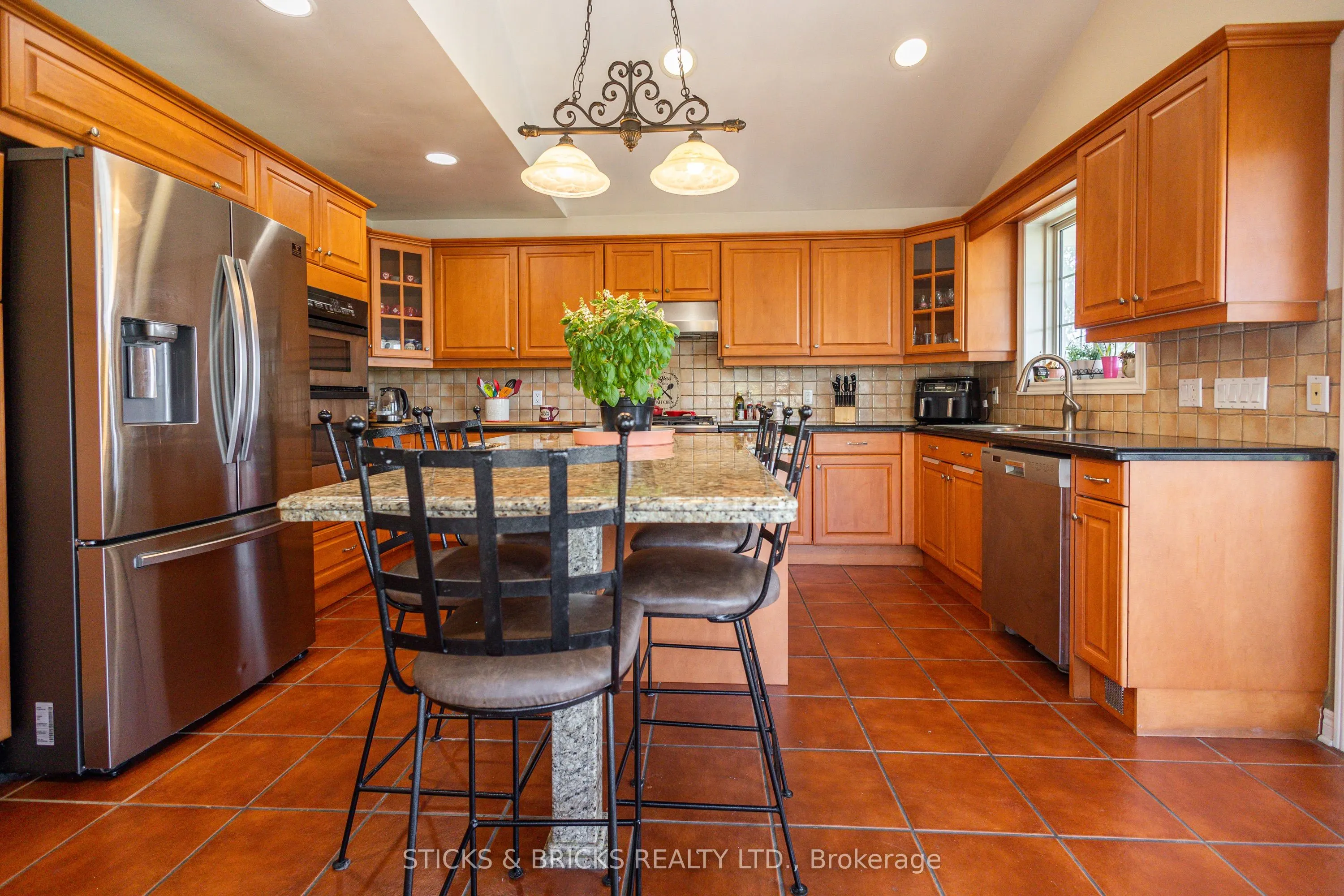 8207 Beaver Glen Drive