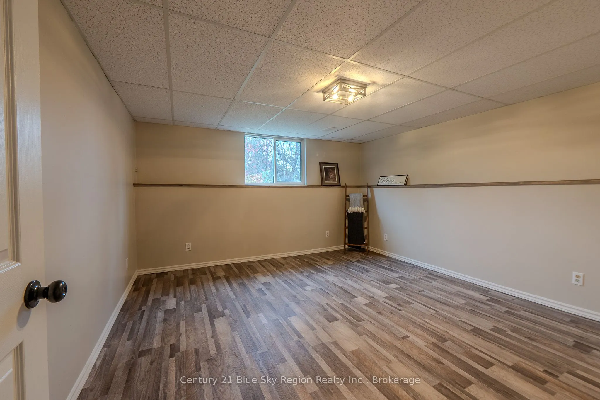 2225 Papineau Road