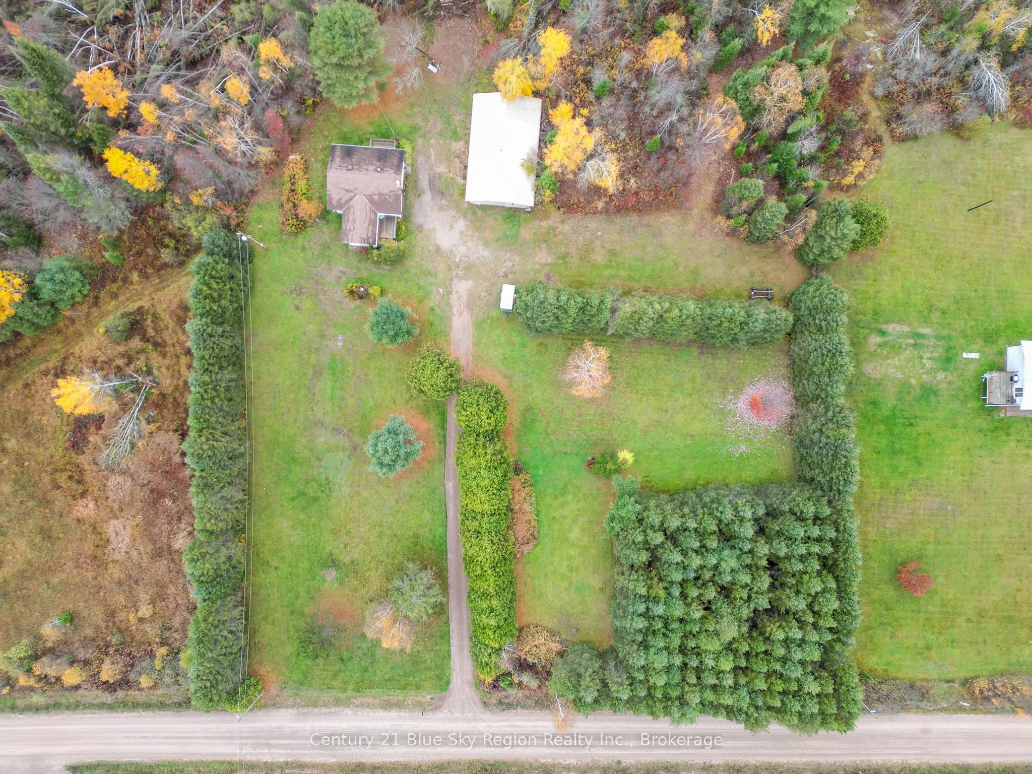 2225 Papineau Road