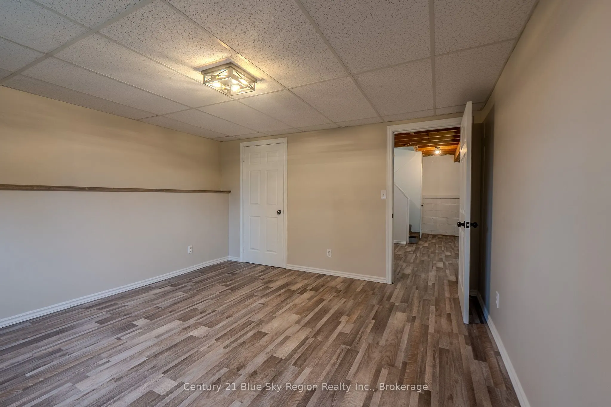 2225 Papineau Road