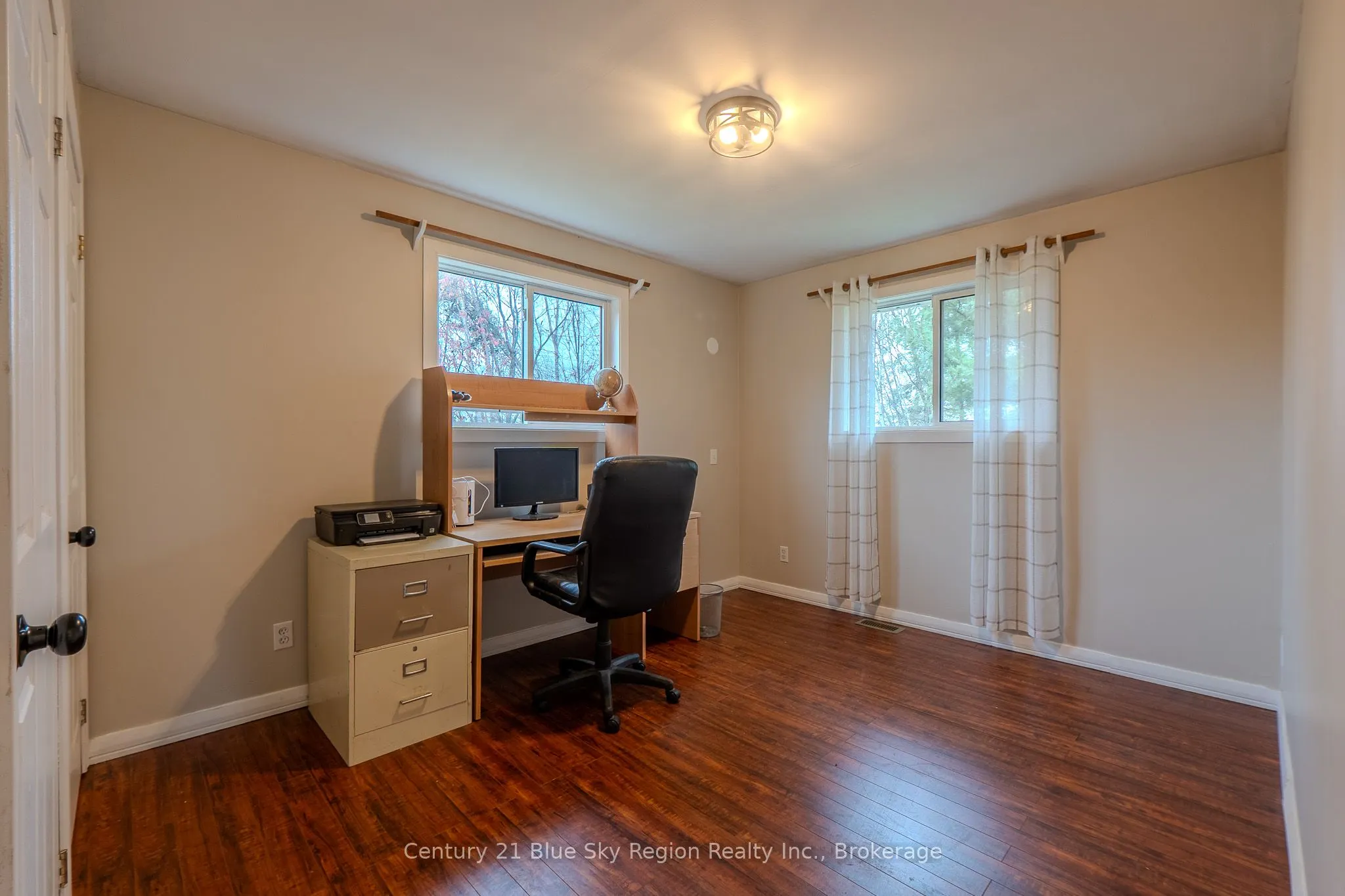 2225 Papineau Road
