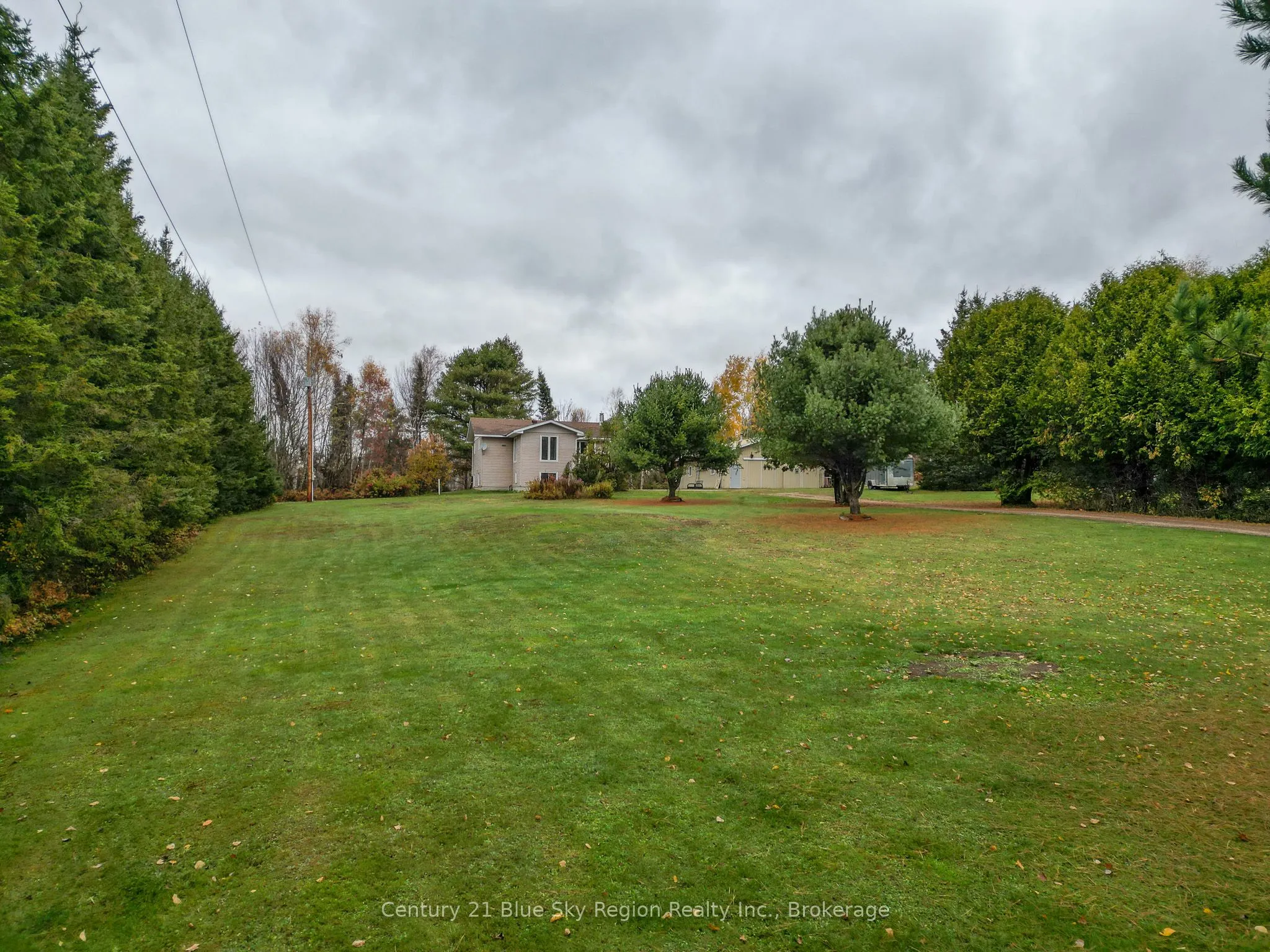 2225 Papineau Road