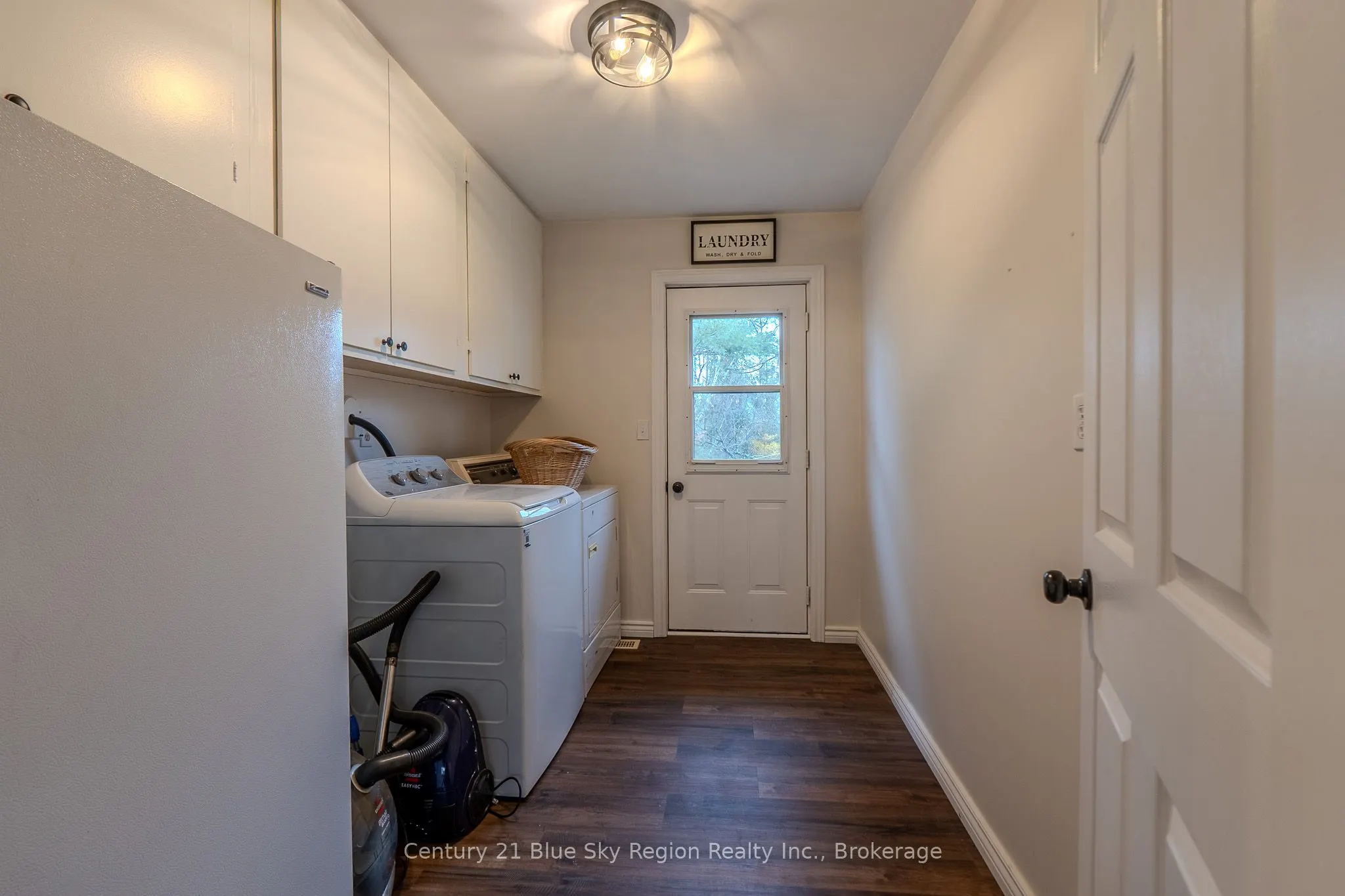 2225 Papineau Road