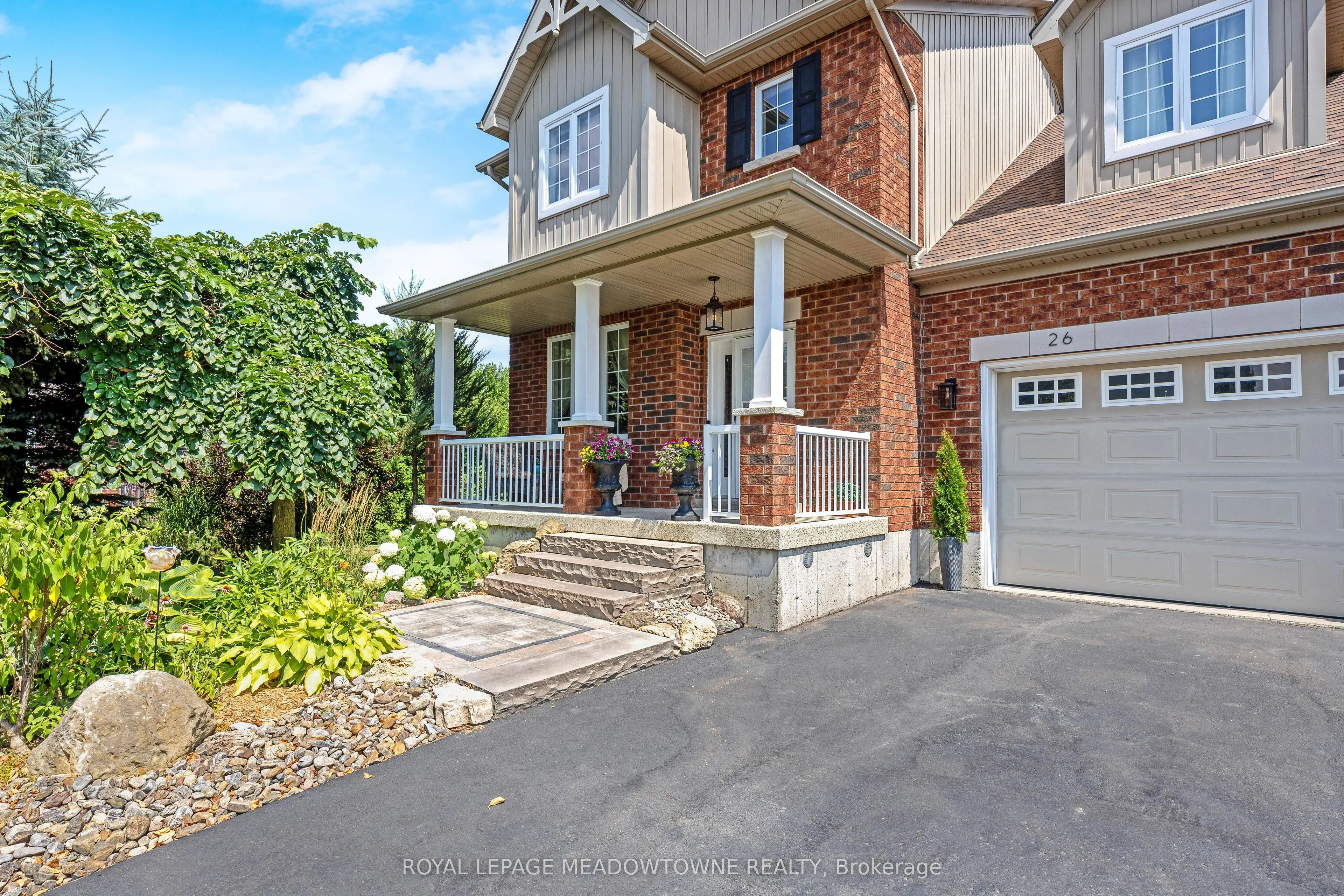 26 Island Lake Road