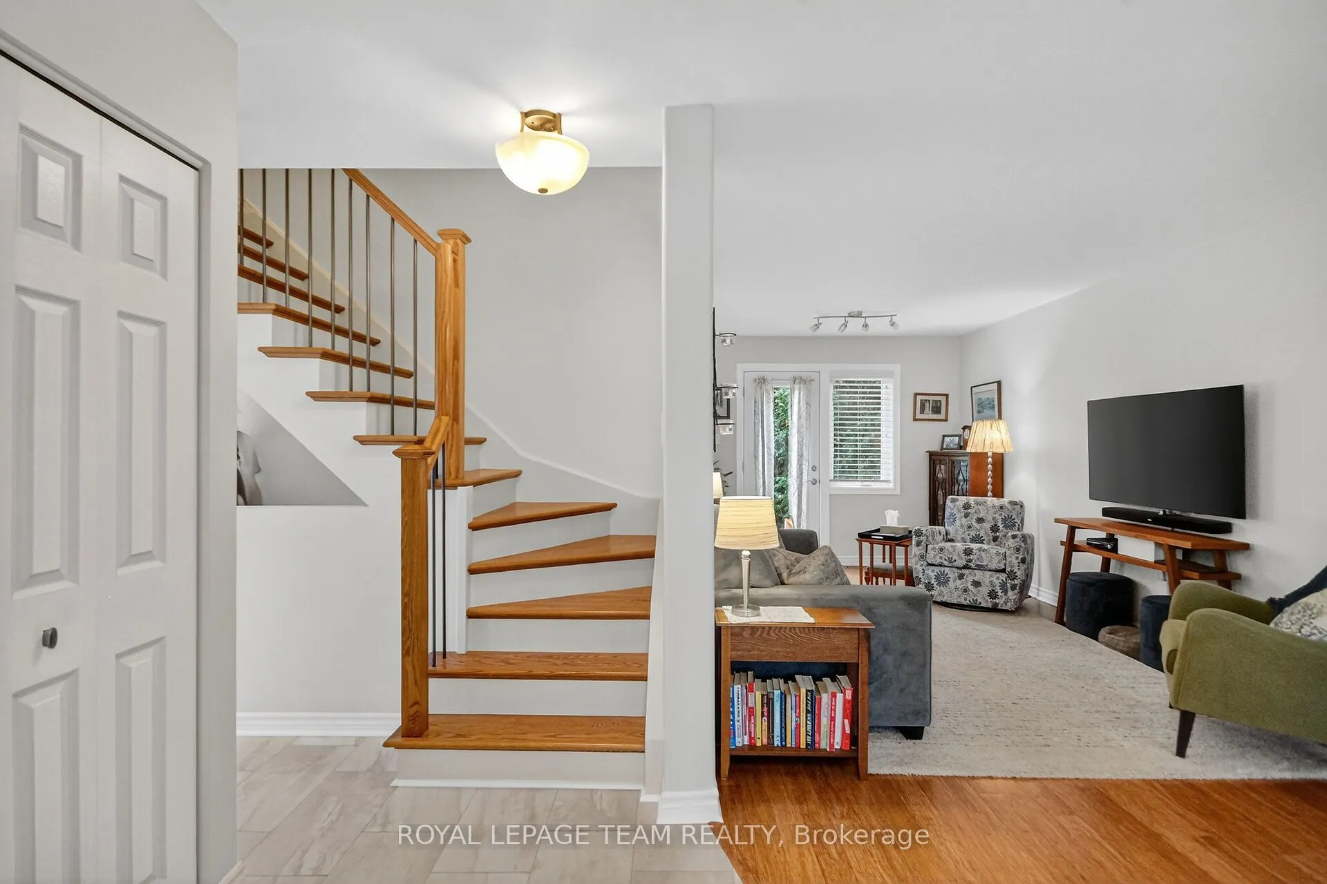 21 Raftus Square