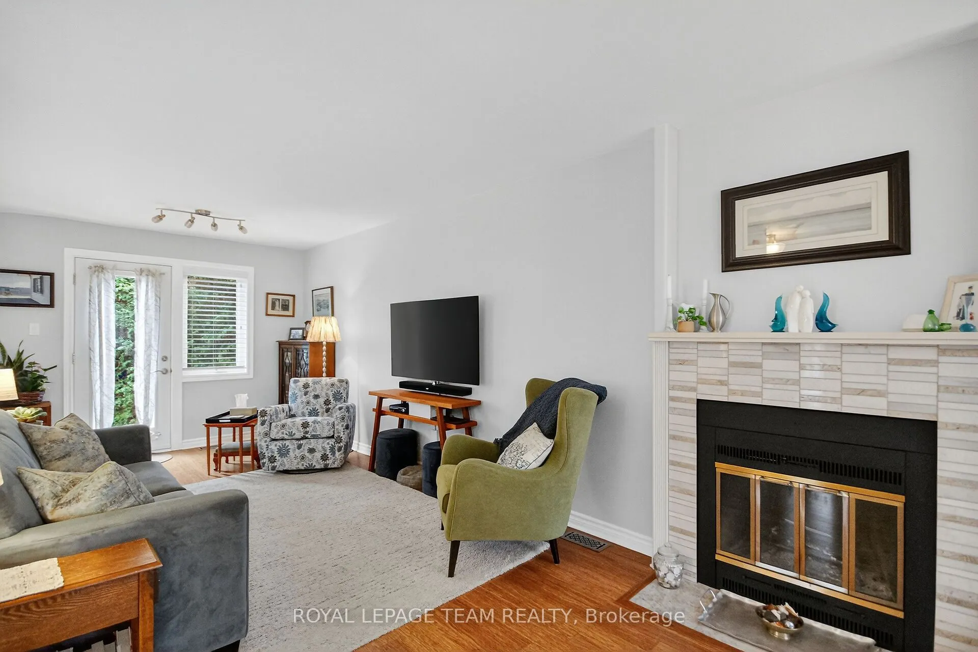 21 Raftus Square