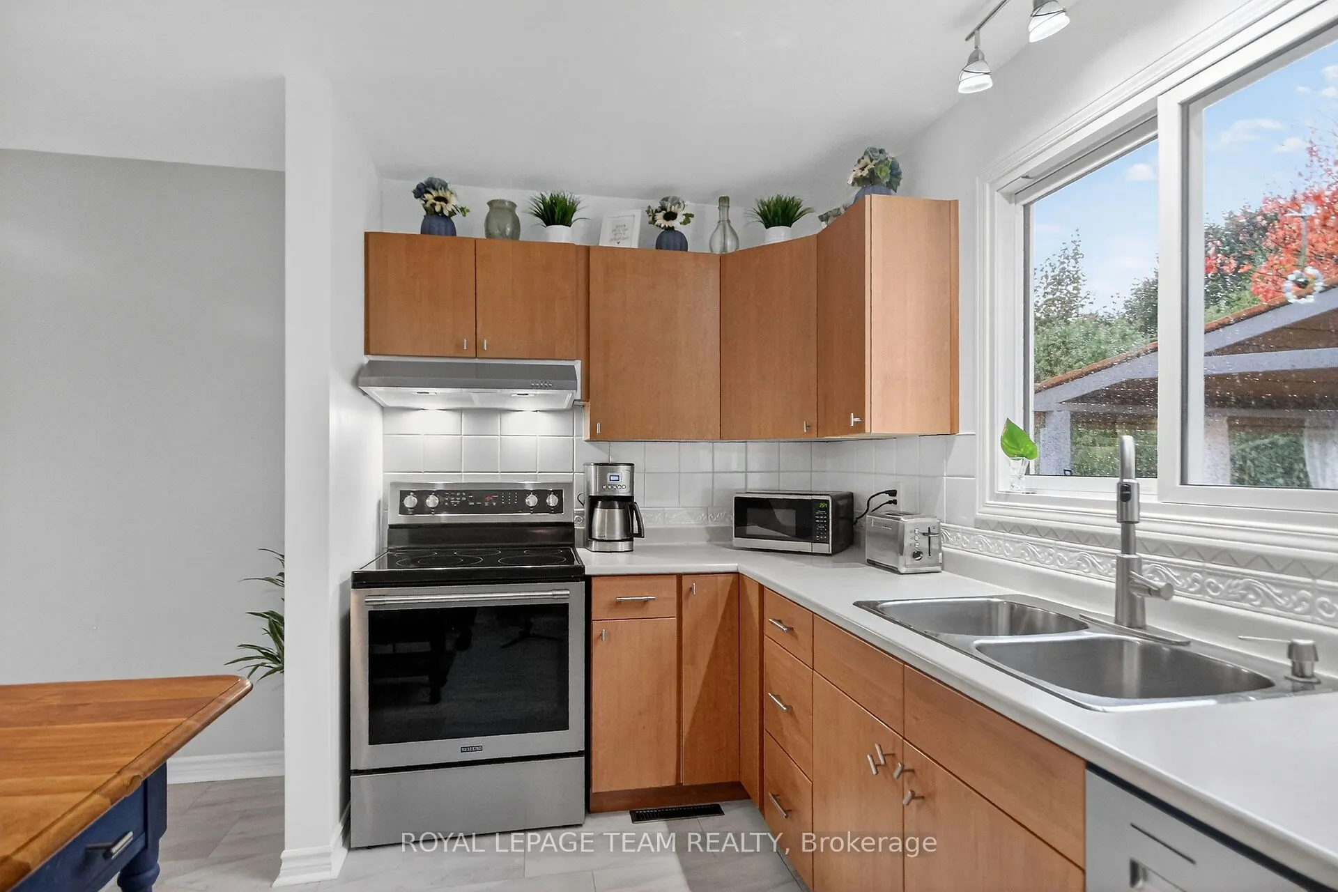 21 Raftus Square