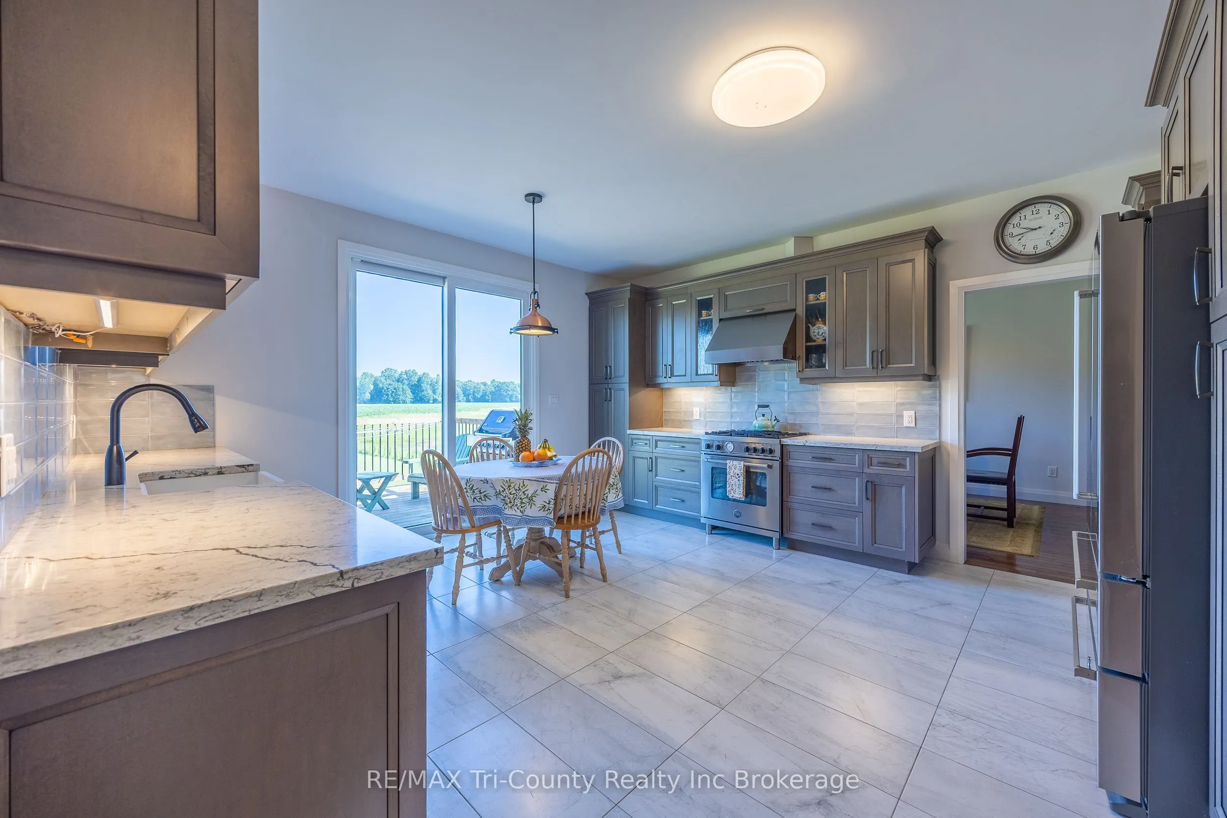 377 10th Concession Road